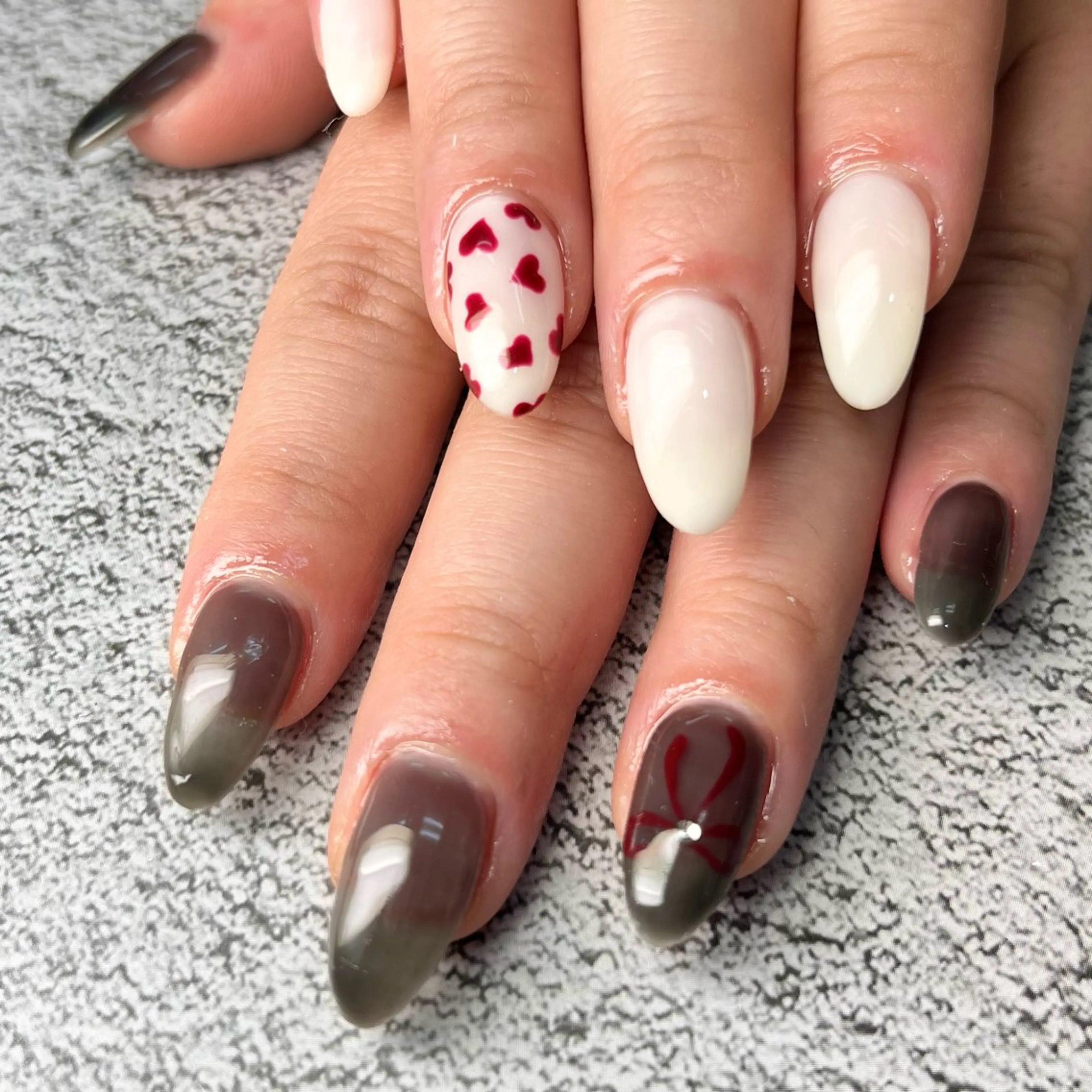 ネイル ハンドネイル Queen nail 北堀江 ASUKAのネイルデザイン