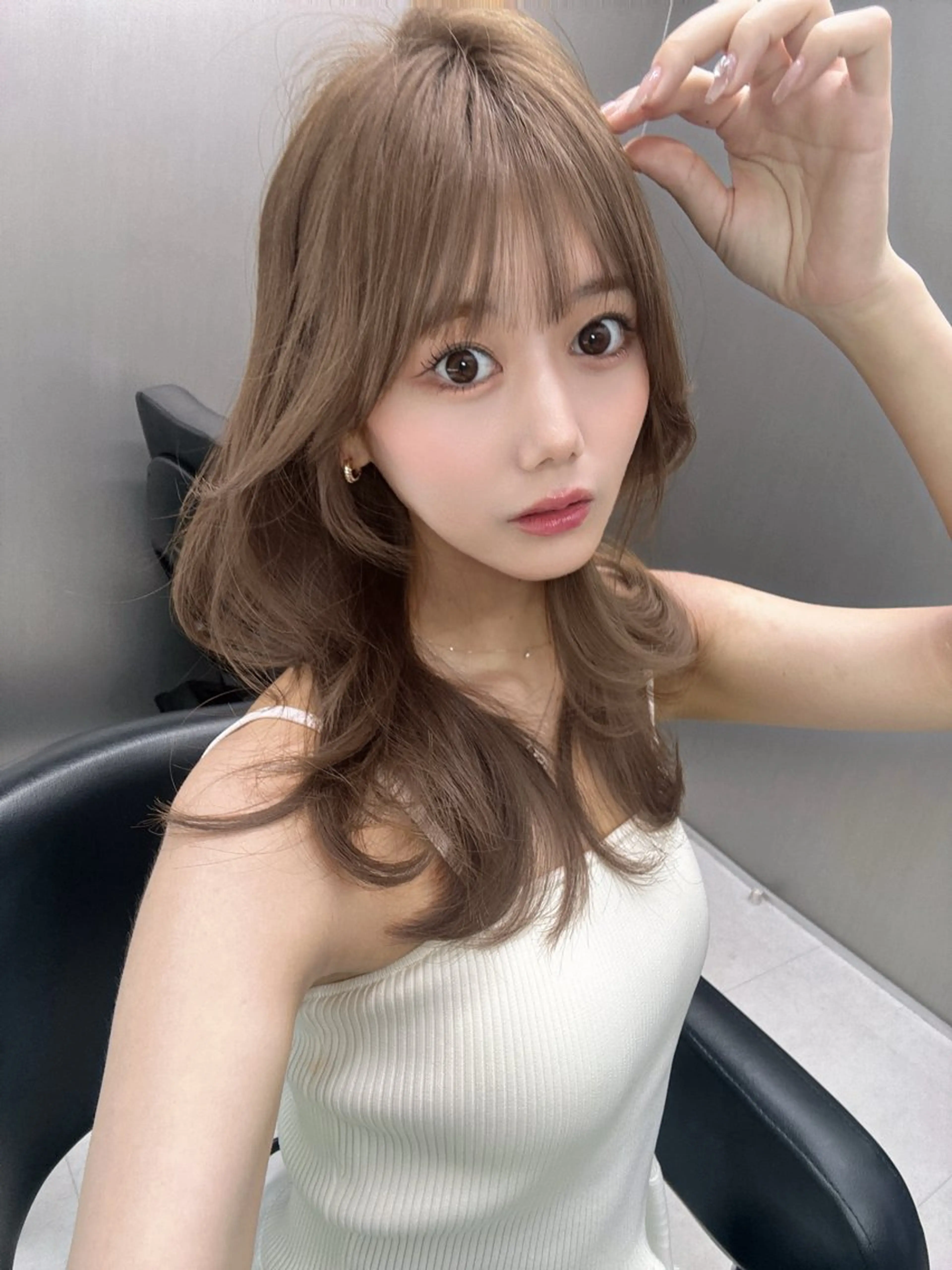 ロング カラー グレージュ レイヤーカット カット ヘアカラー トリートメント 堤 翔平のヘアスタイル