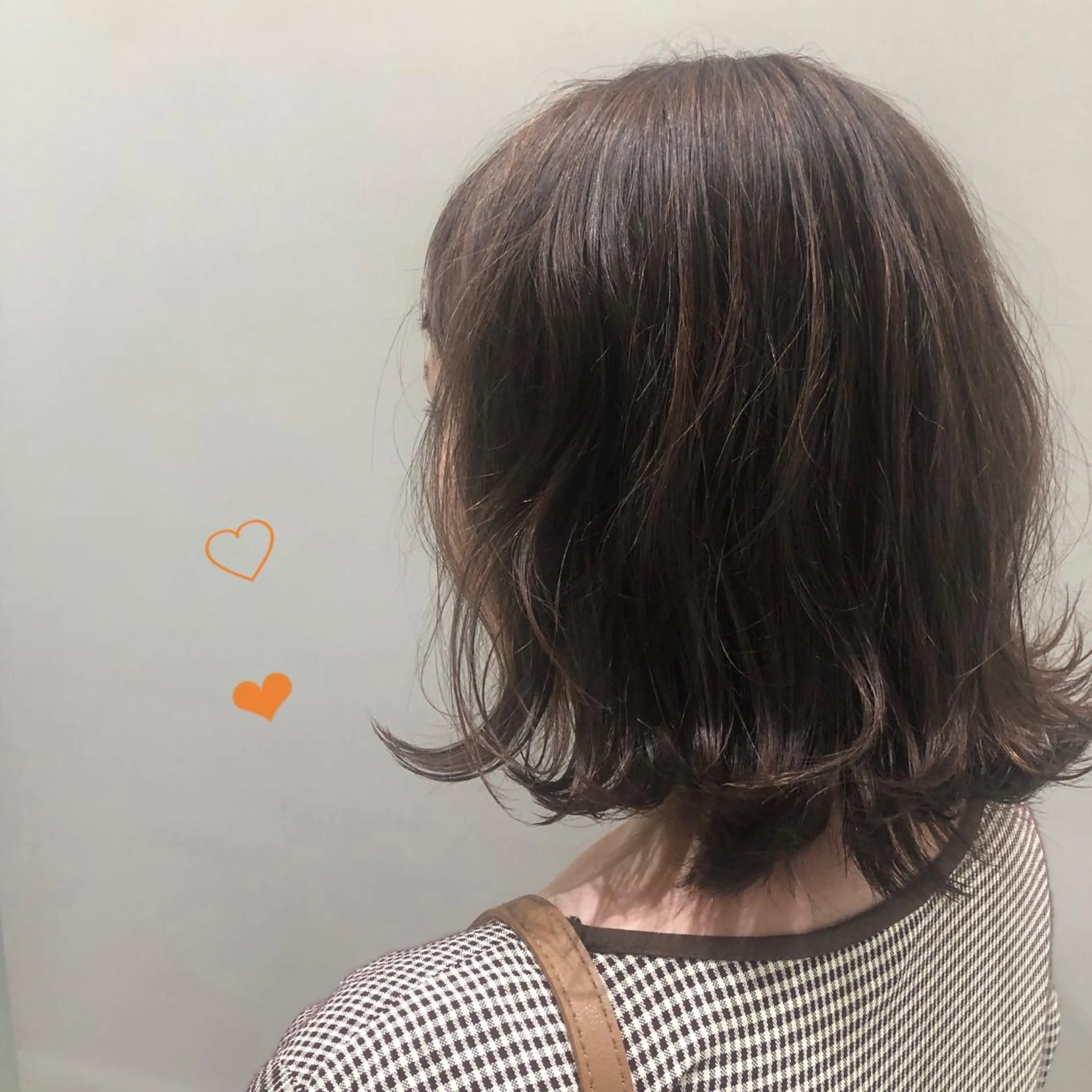 ミディアム カラー パーマ ヘアアレンジ ミディアムパーマ apish aoyama所属・武 愛子の眉毛・アイブロウイメージ