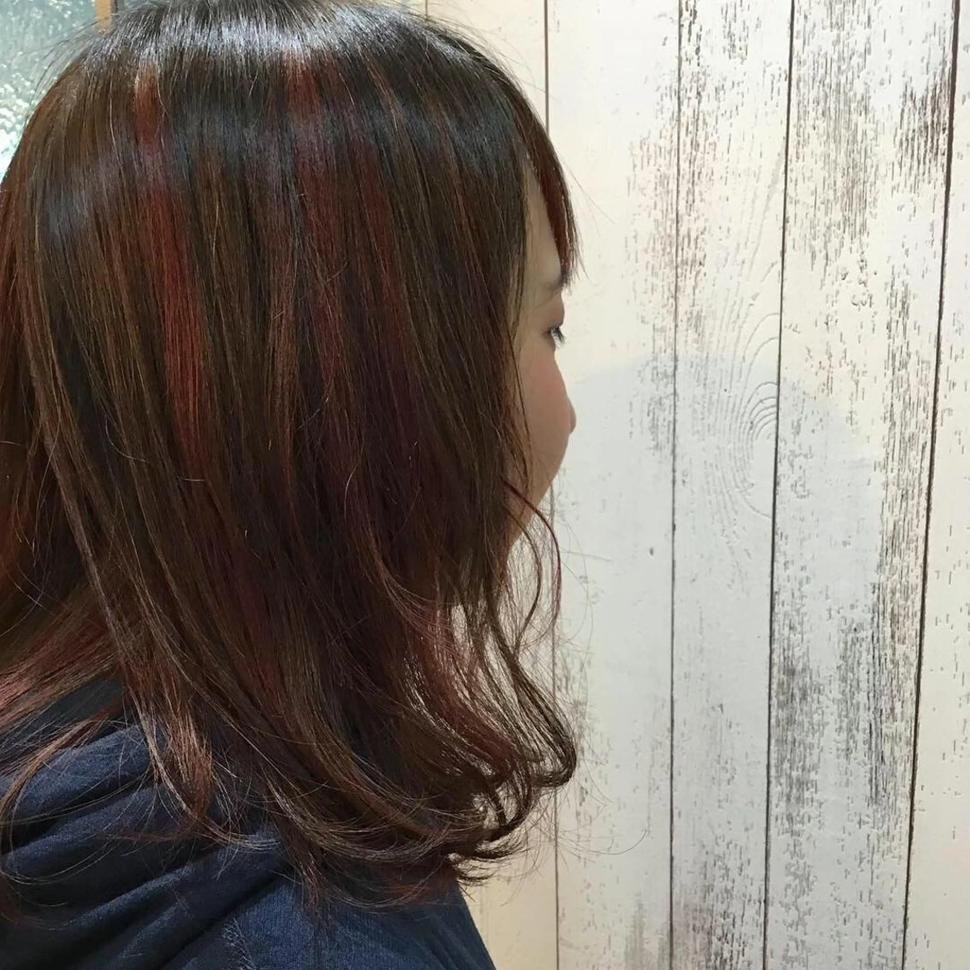 ミディアム カラー 金崎 新吾のヘアスタイル