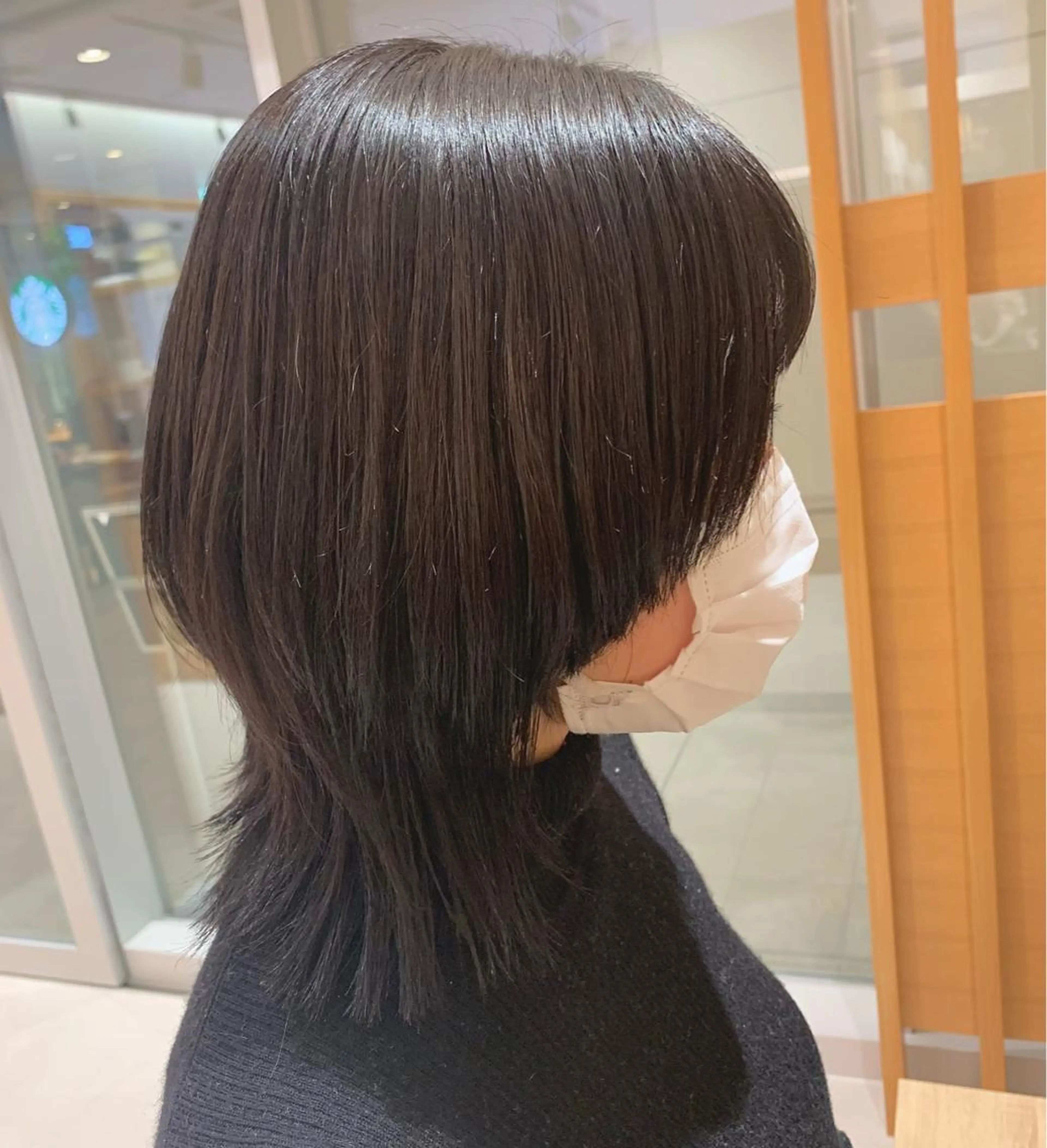 ミディアム 下川 由貴のヘアスタイル