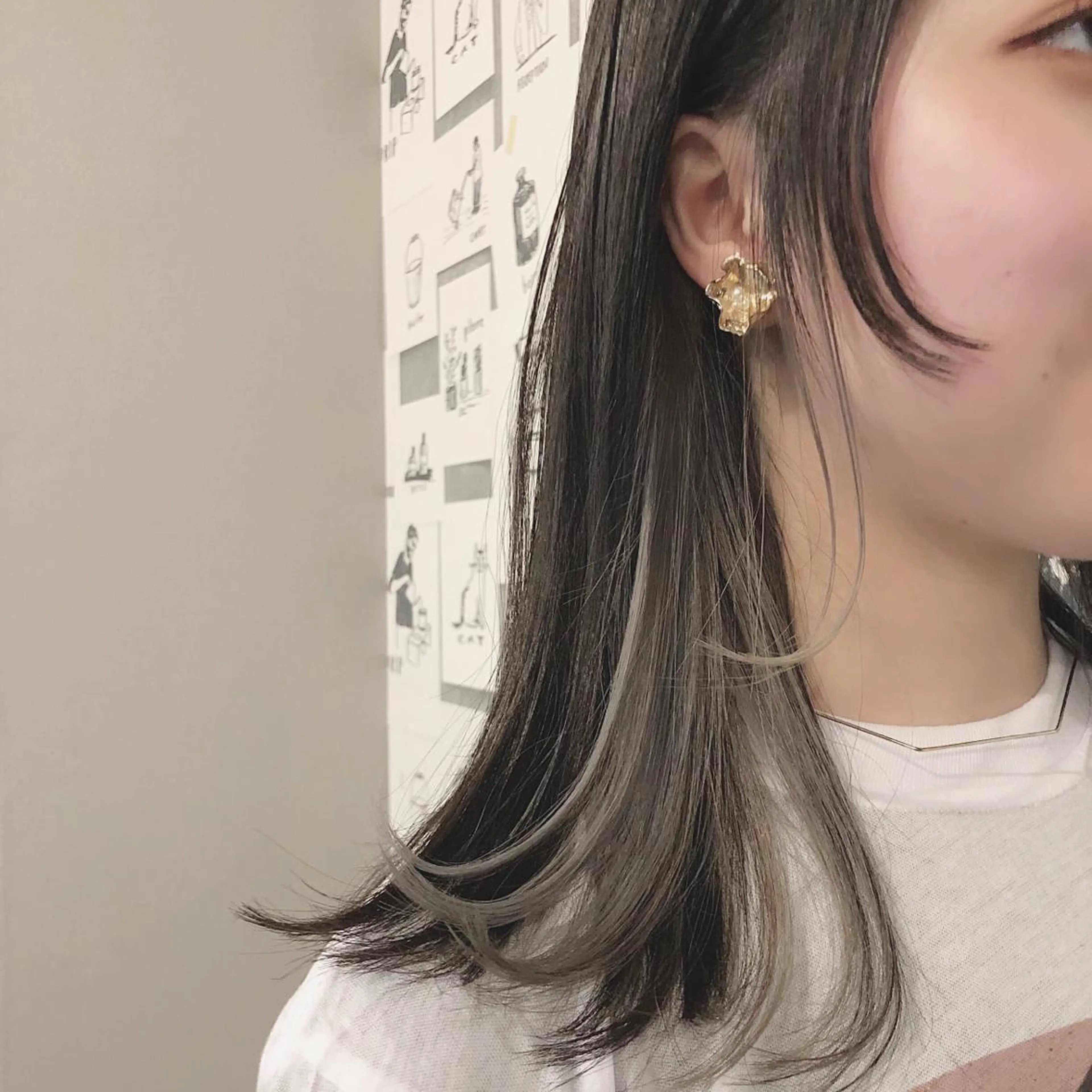 ミディアム カラー ダークグレー グレージュ インナーカラー カット ヘアカラー トリートメント CISCO所属・山口 浩之のヘアスタイル