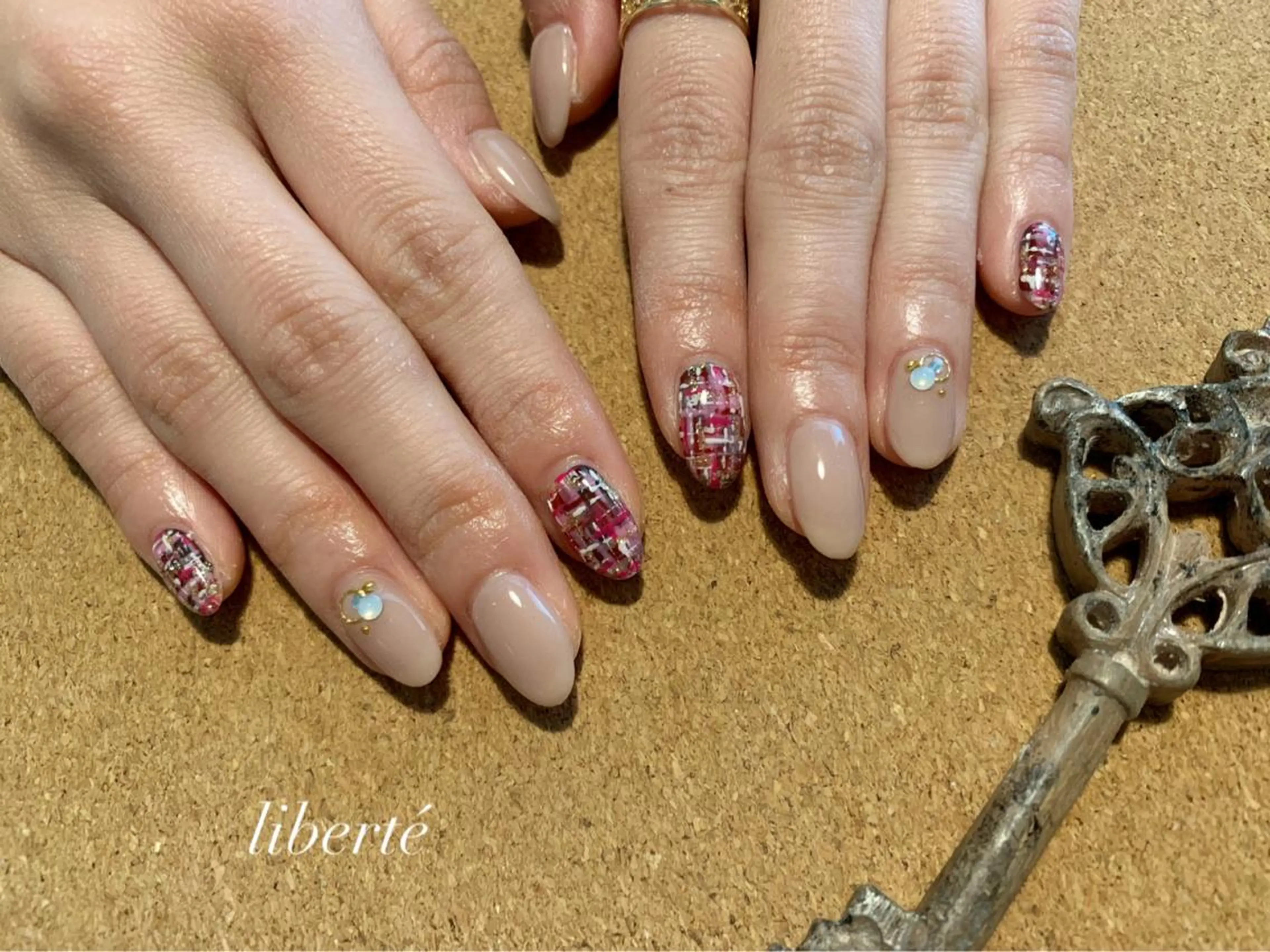 ネイル liberté (リベルテ)のネイルデザイン