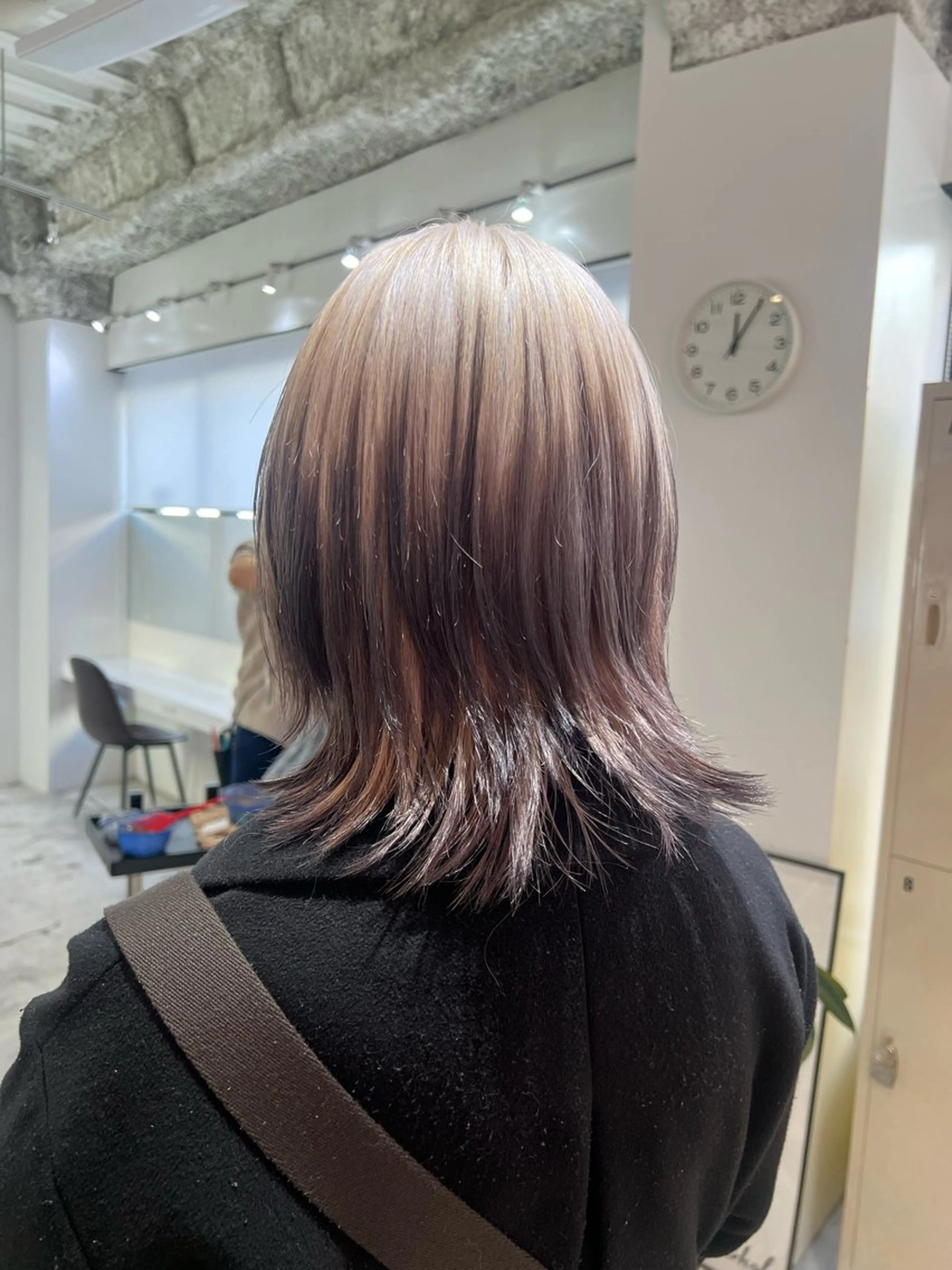 セミロング ヘアカラー トリートメント 💥ウルフカット デザインあんな💥のヘアスタイル