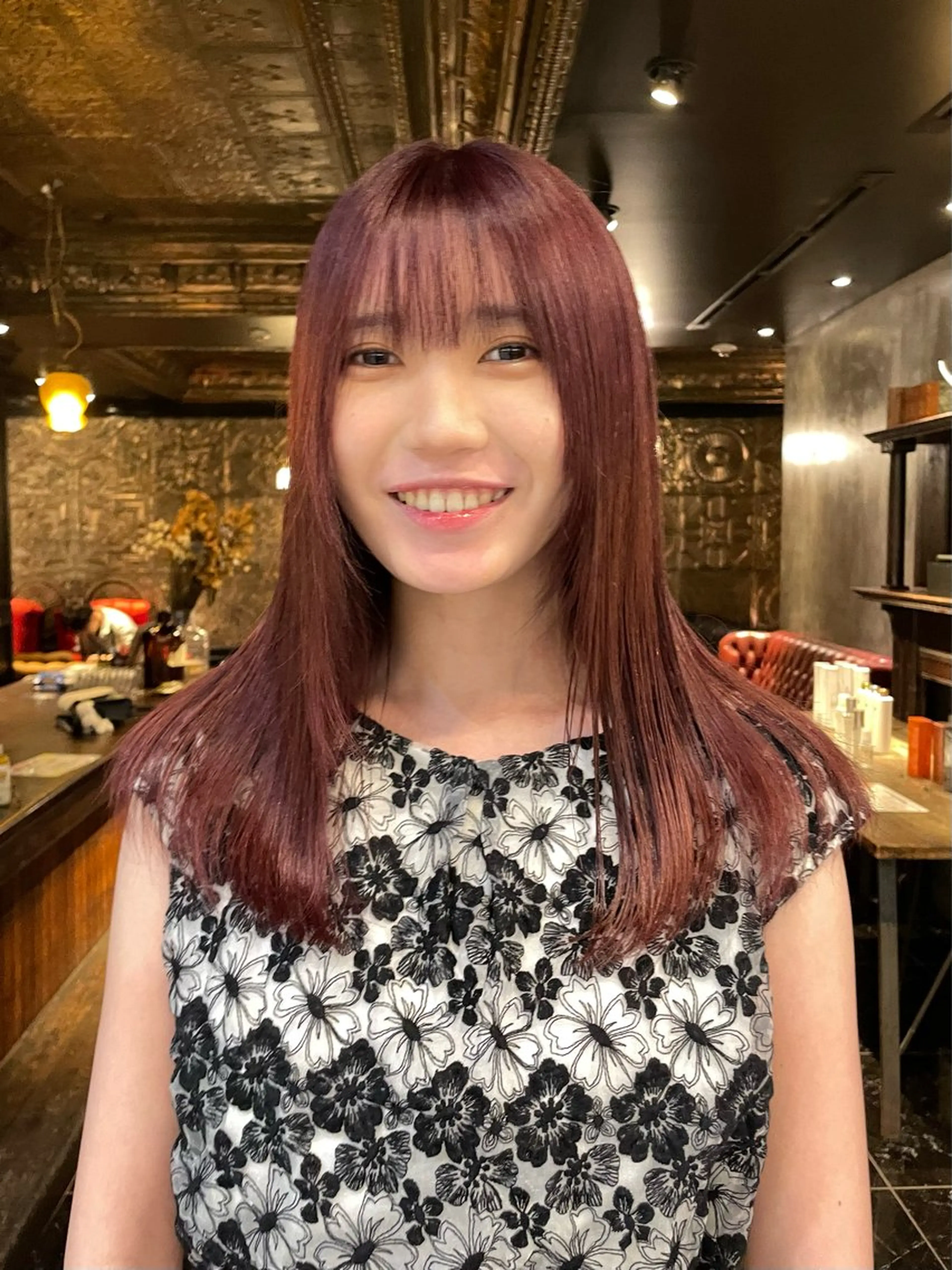 セミロング カラー パーマ ヘアアレンジ レイヤー/ 透明感カラー/マドカのヘアスタイル