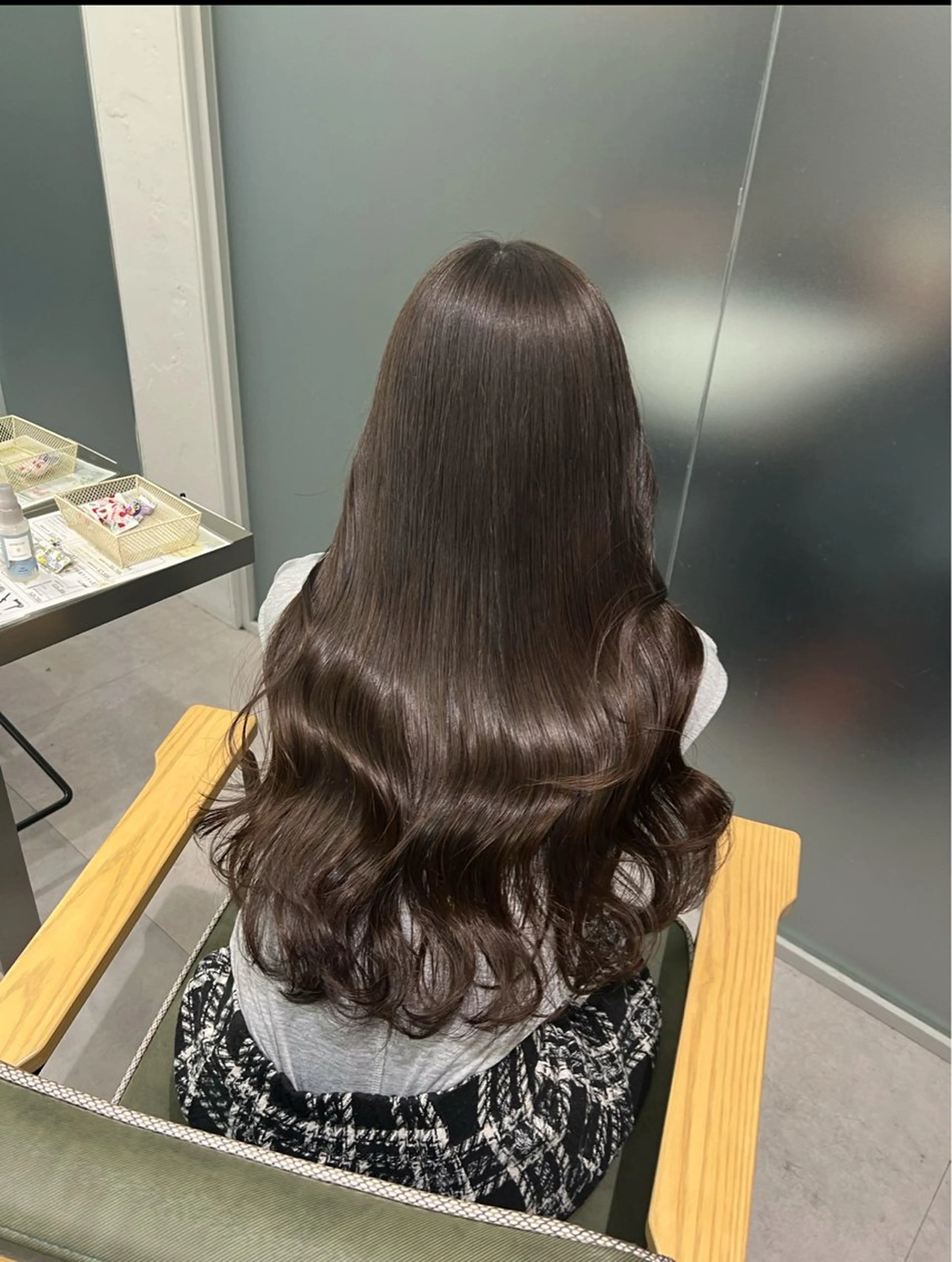 ロング カラー ベージュカラー ブリーチ ブリーチなしカラー 学生 トリートメント ヘアカラー 梅田/ベージュ／ 艶カラー／三宅空翔のヘアスタイル