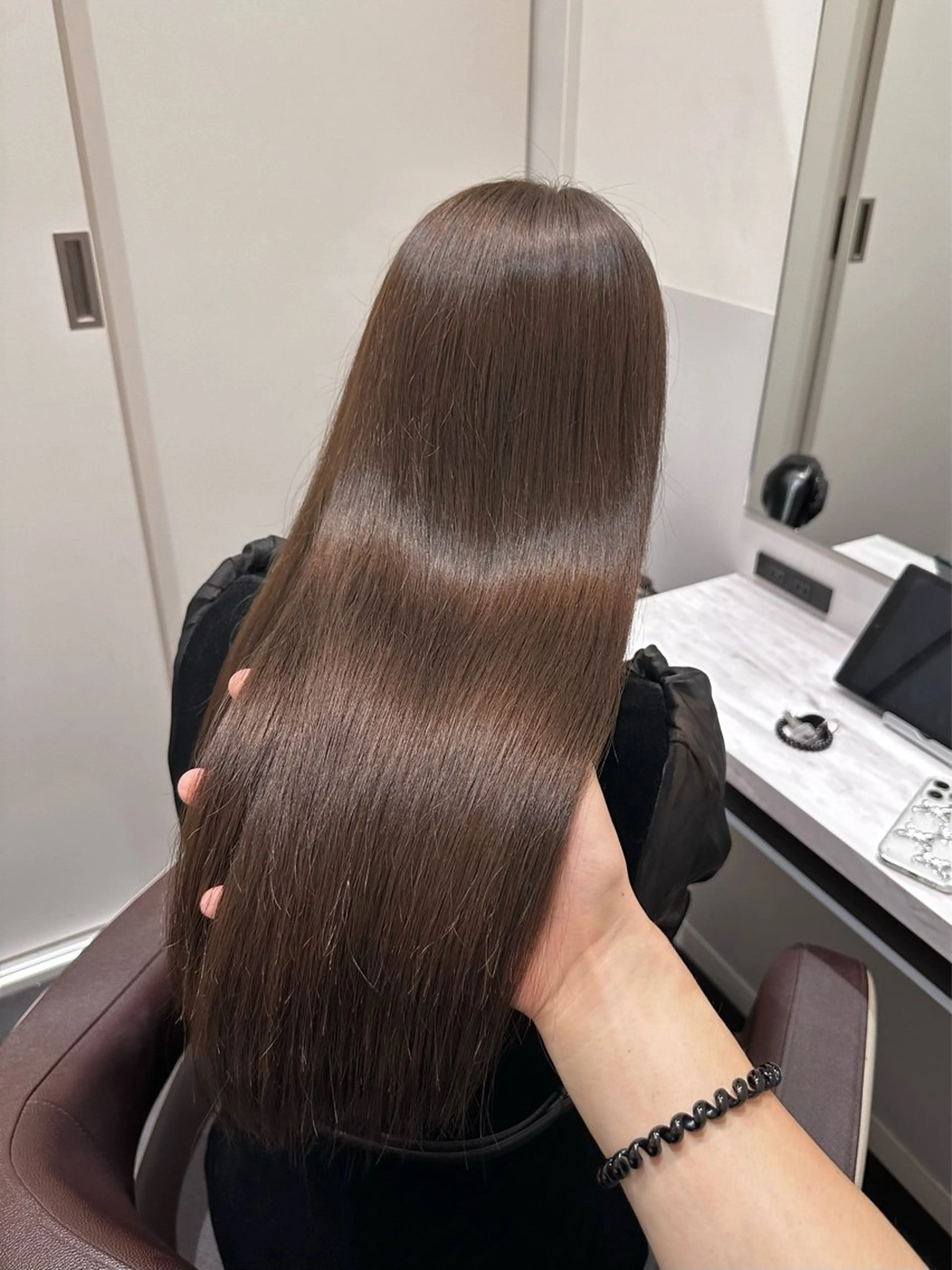 ロング カラー ブリーチ グレージュ ブリーチなしカラー 髪質改善 ヘアカラー トリートメント LUMO所属・矢野 晃平のヘアスタイル