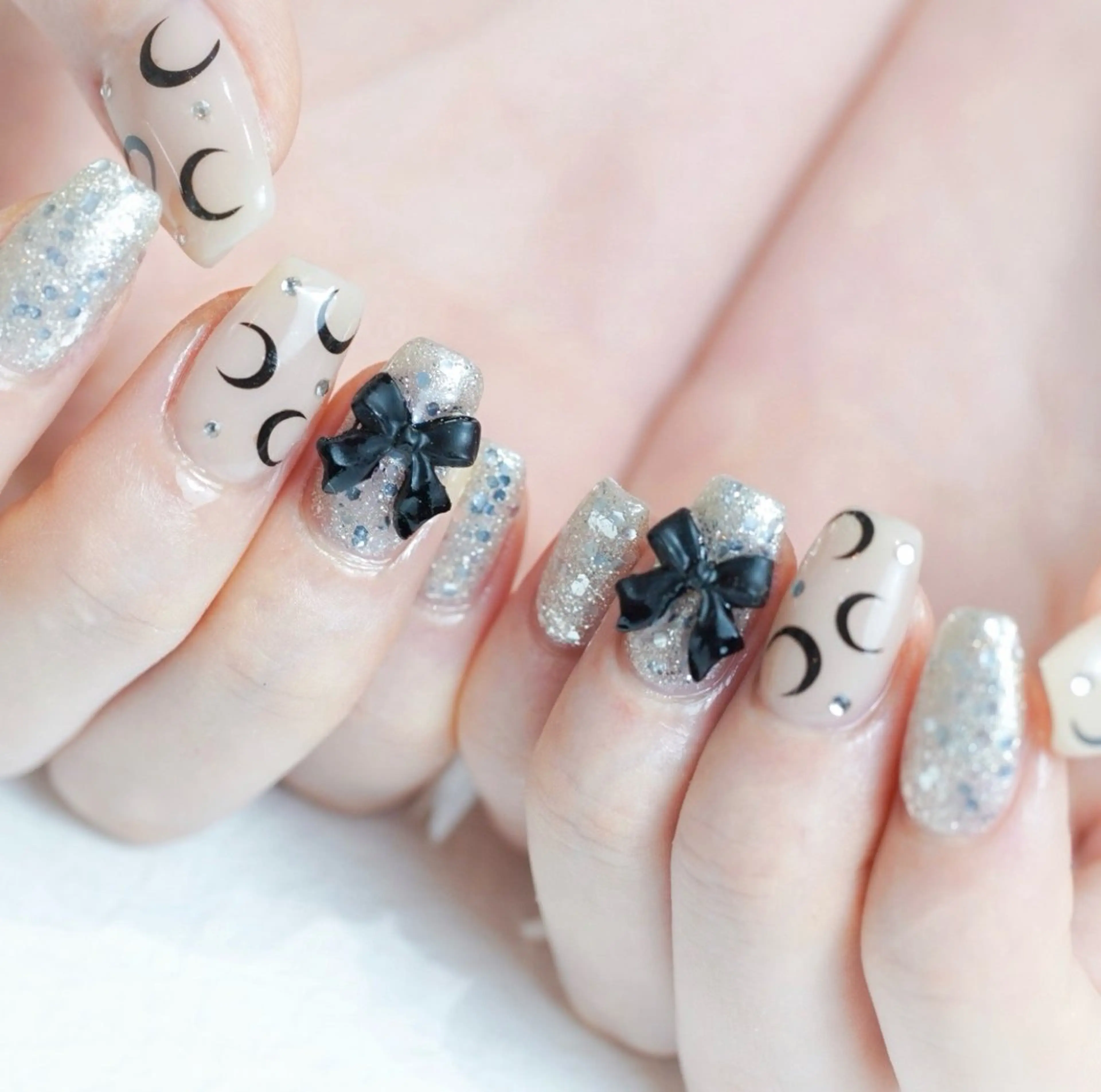 ミディアム ハンドネイル Re nail所属・Re nailのネイルデザイン