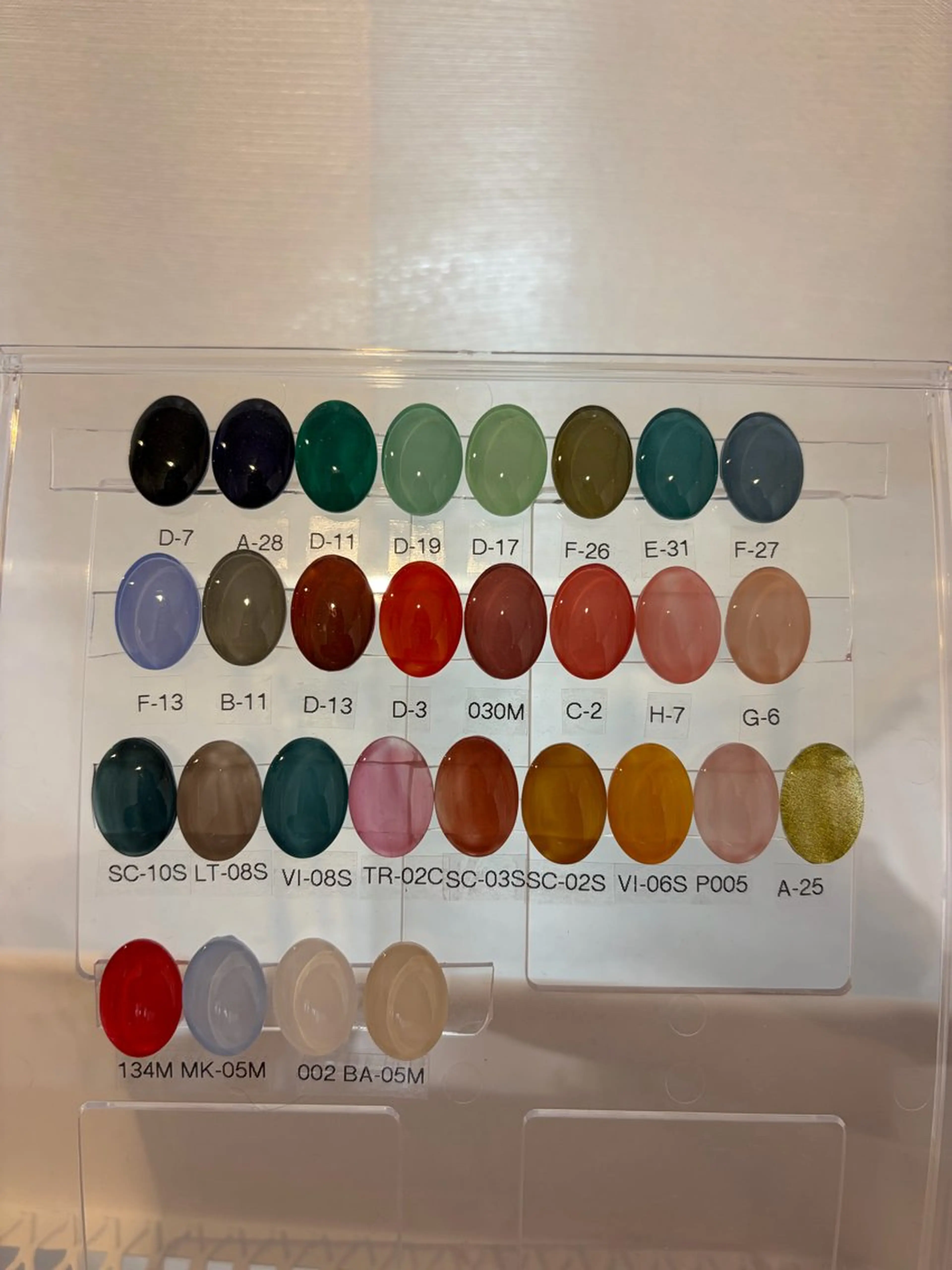 ネイル GLOW/NAIL EMIのネイルデザイン