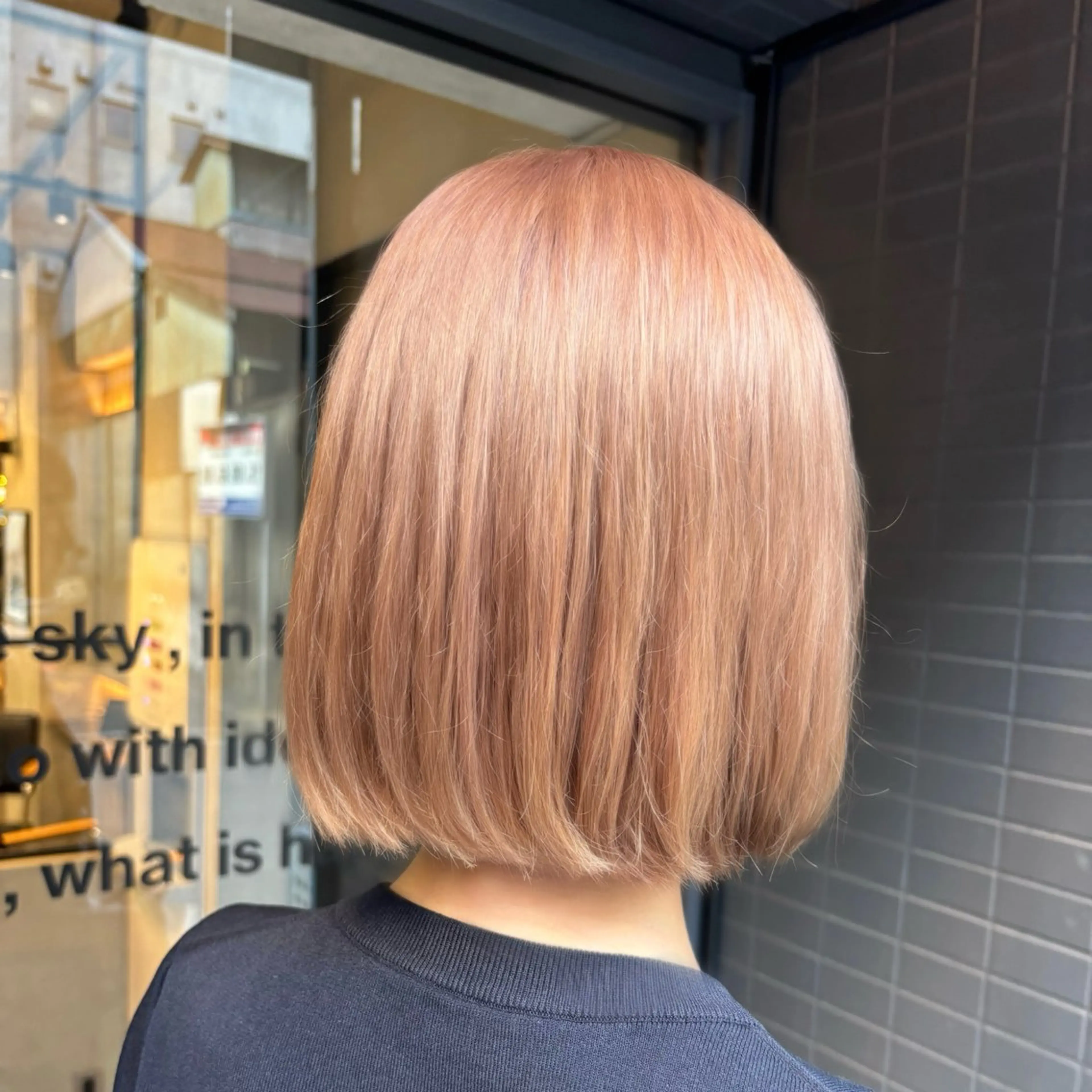 ショート カラー ベージュカラー ブリーチ ハイトーンカラー ピンクカラー ピンクベージュ ヘアカラー kotone 🌙☁️のヘアスタイル