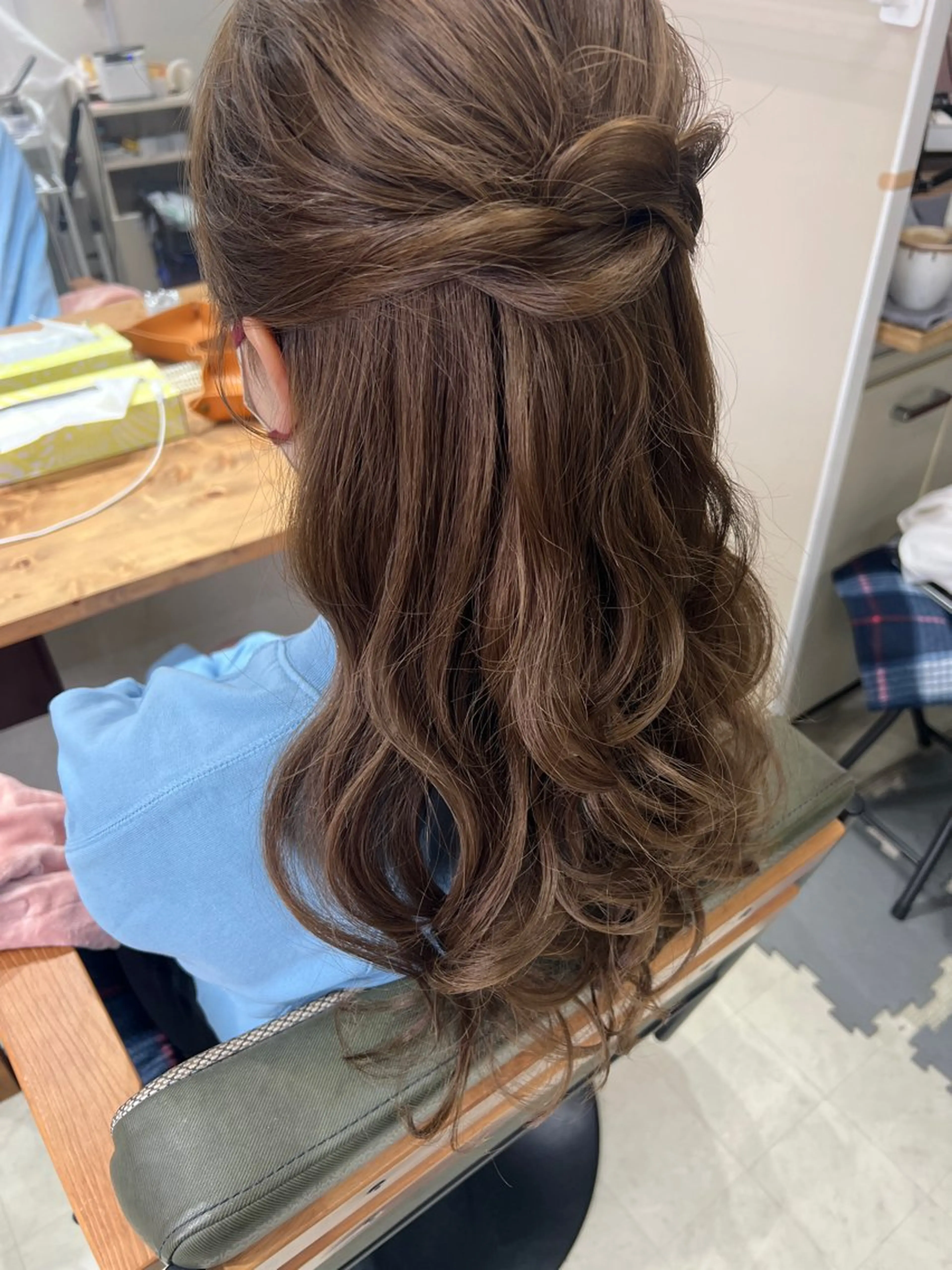 ロング ヘアアレンジ ハーフアップ 山室 敬義のヘアスタイル
