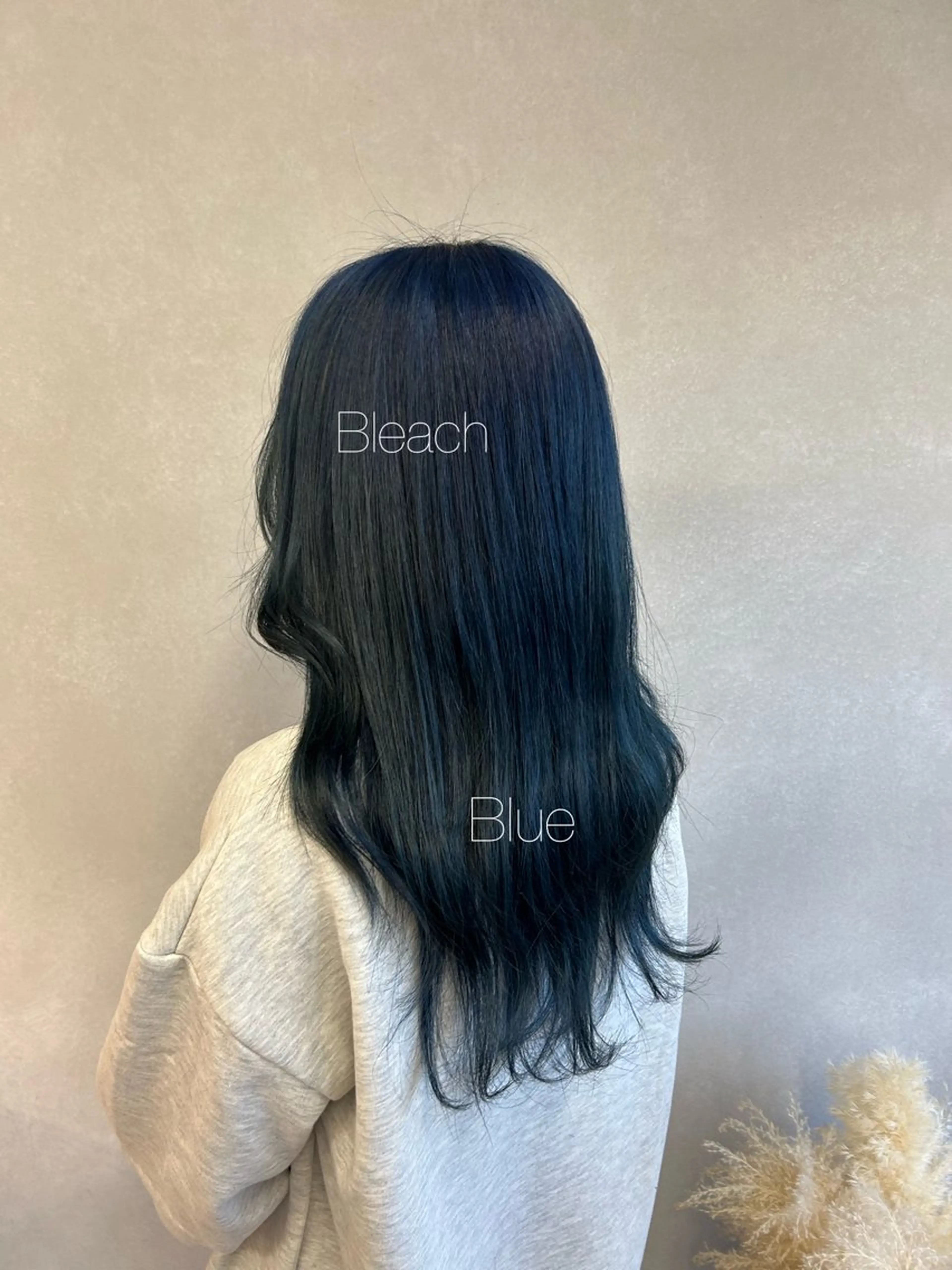 ロング カラー ブリーチ ブルーカラー カット ヘアカラー トリートメント 暖色･似合わせカラー (廣石沙英🎀)のヘアスタイル