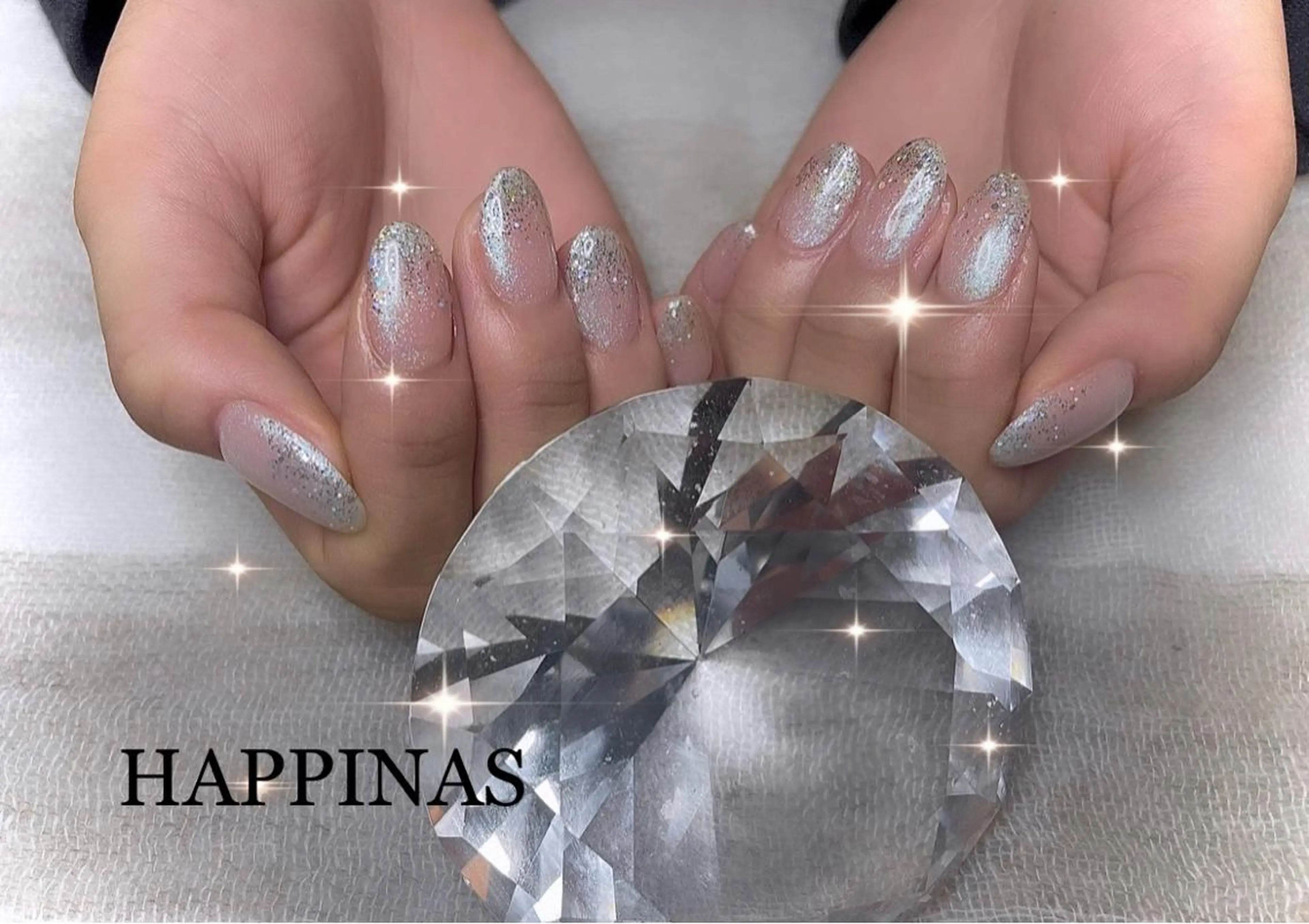 ネイル ジェルネイル グラデーション キラキラネイル ラメ(グリッター) ラメグラデーション HAPPINAS Jrネイリスト💅のネイルデザイン