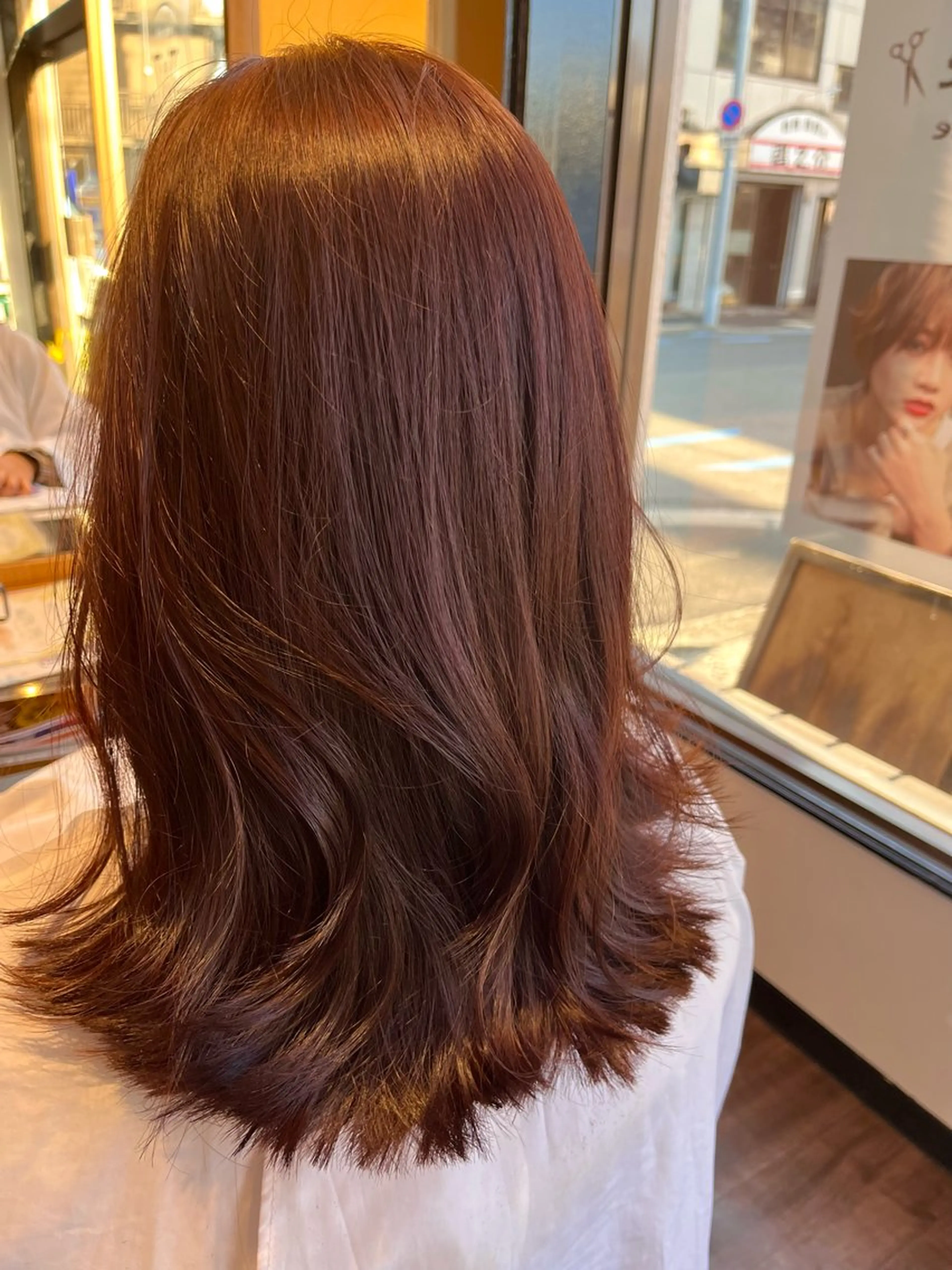 ミディアム 韓国風ヘア Mavie 東奈々子のヘアスタイル