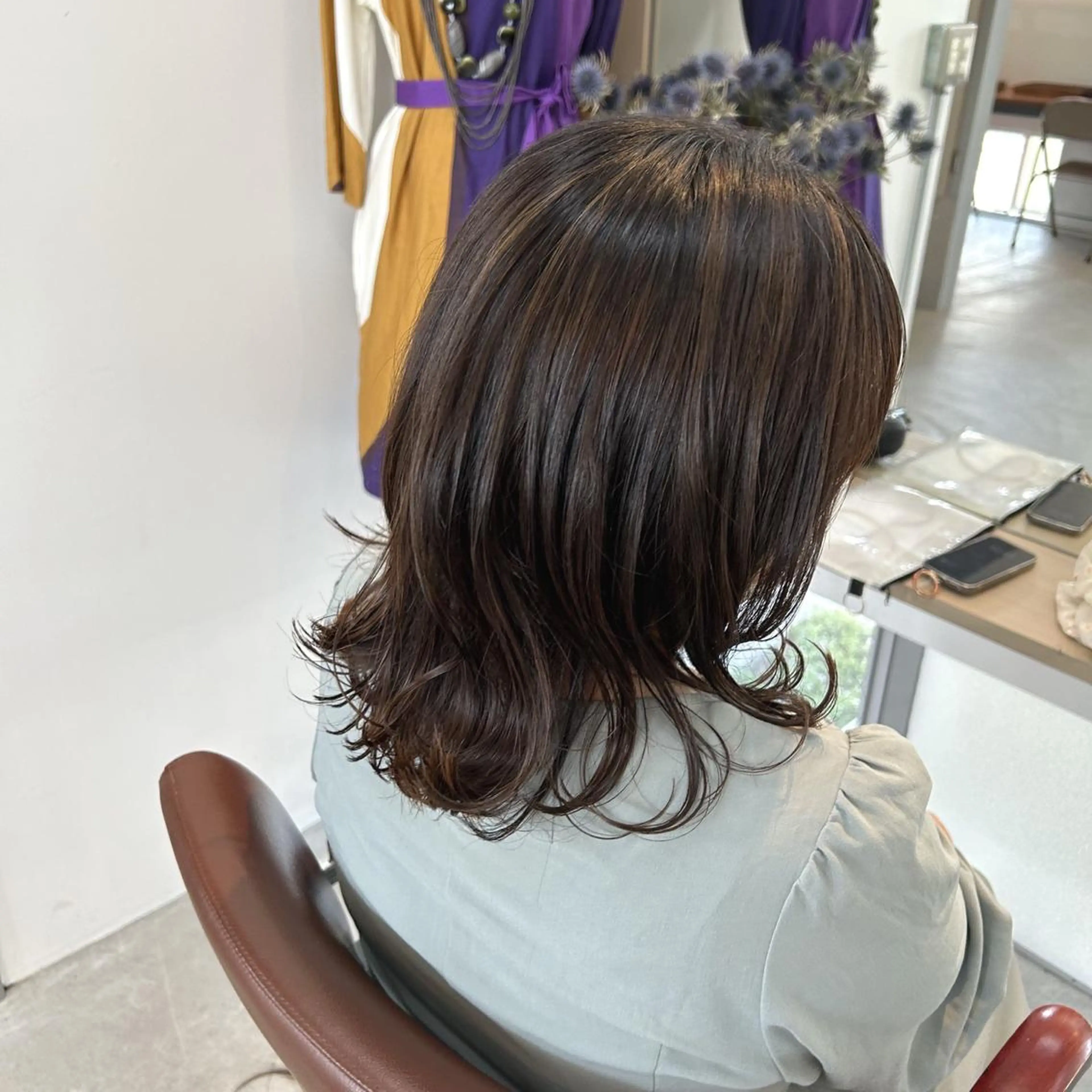 ミディアム カット ヘアカラー kachina所属・綿貫 美雪のヘアスタイル