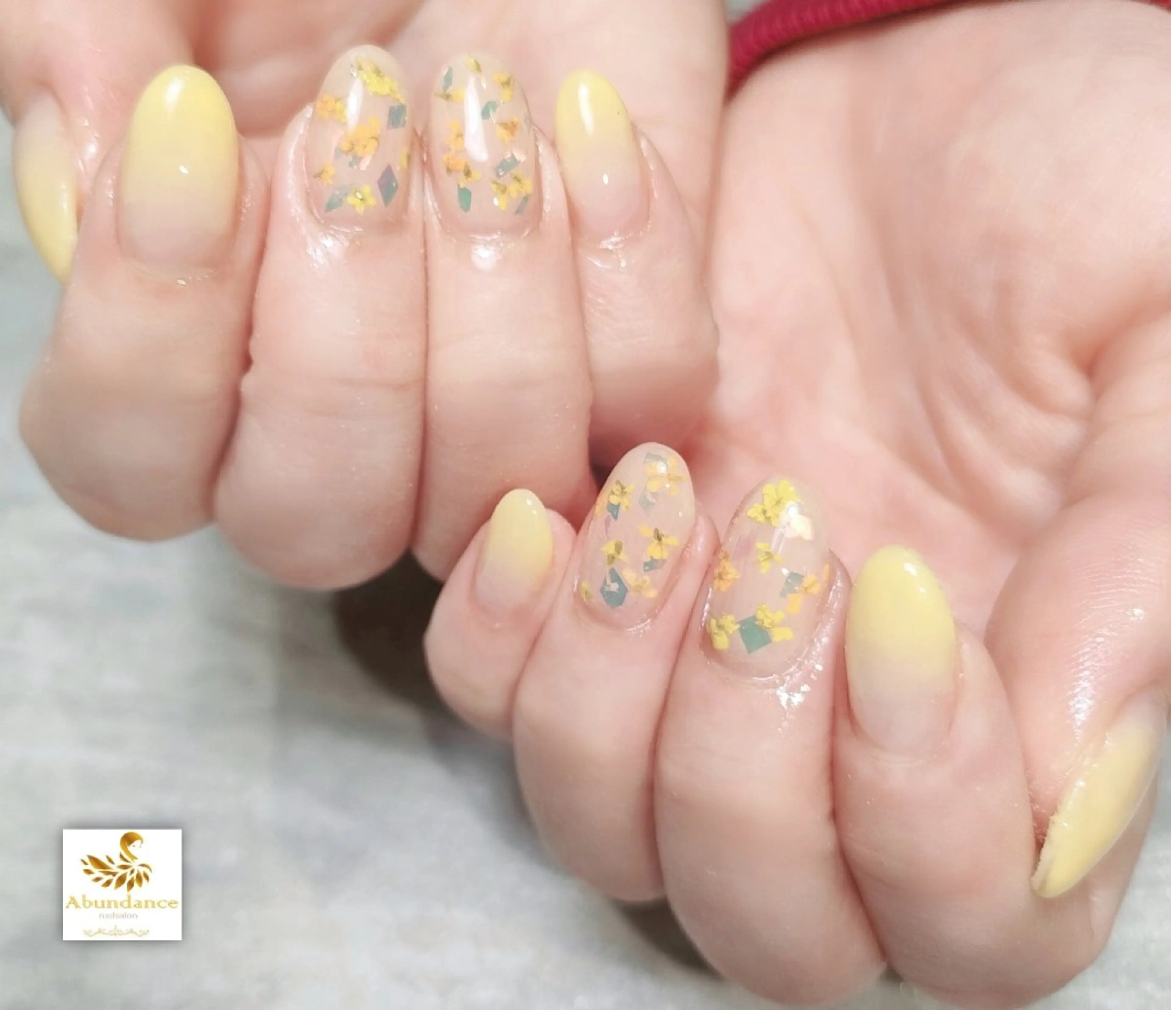 ネイル ハンドネイル 綺麗めネイルはお任せ Abundancesのネイルデザイン