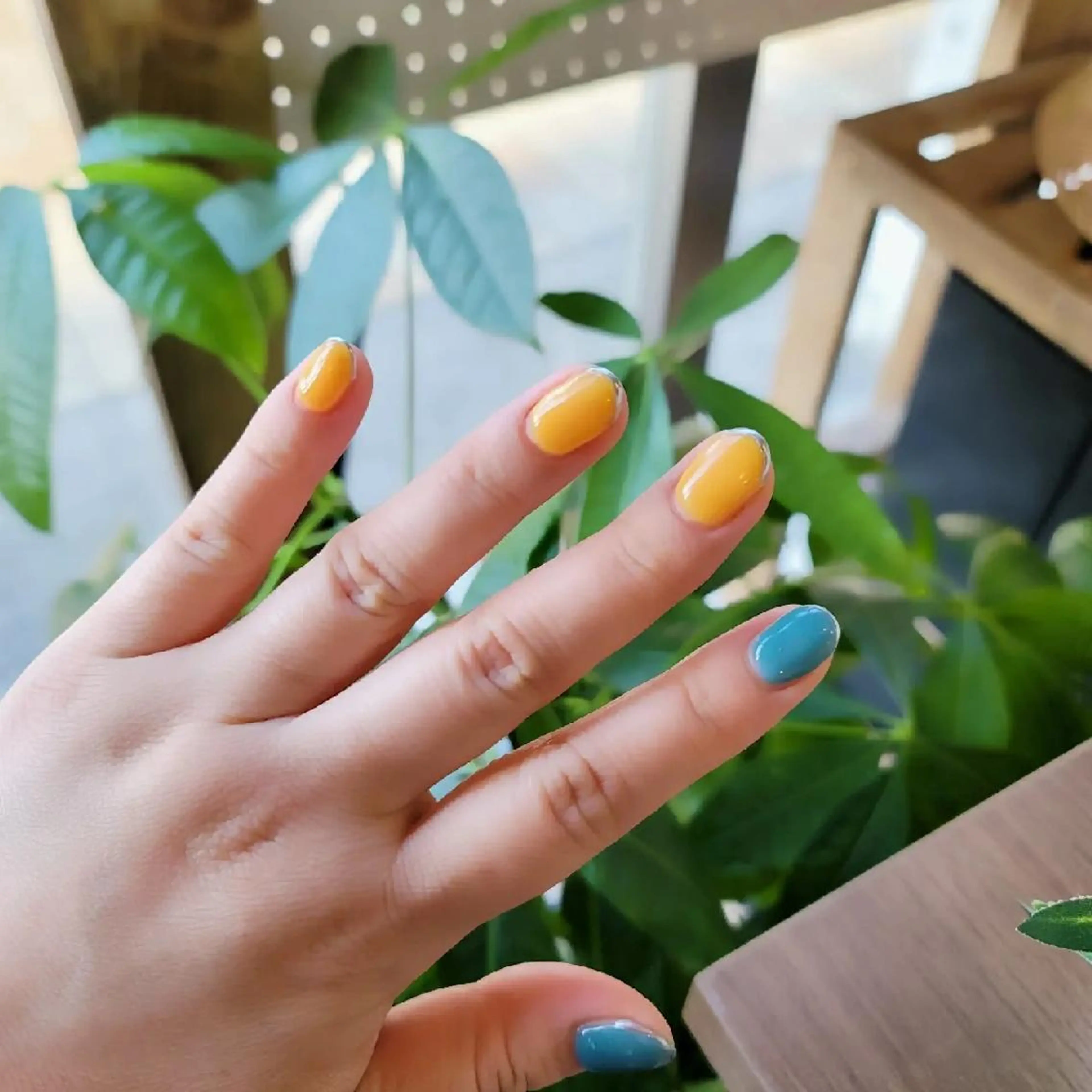 ネイル ハンドネイル フットネイル へなちょこ ネイリストのネイルデザイン
