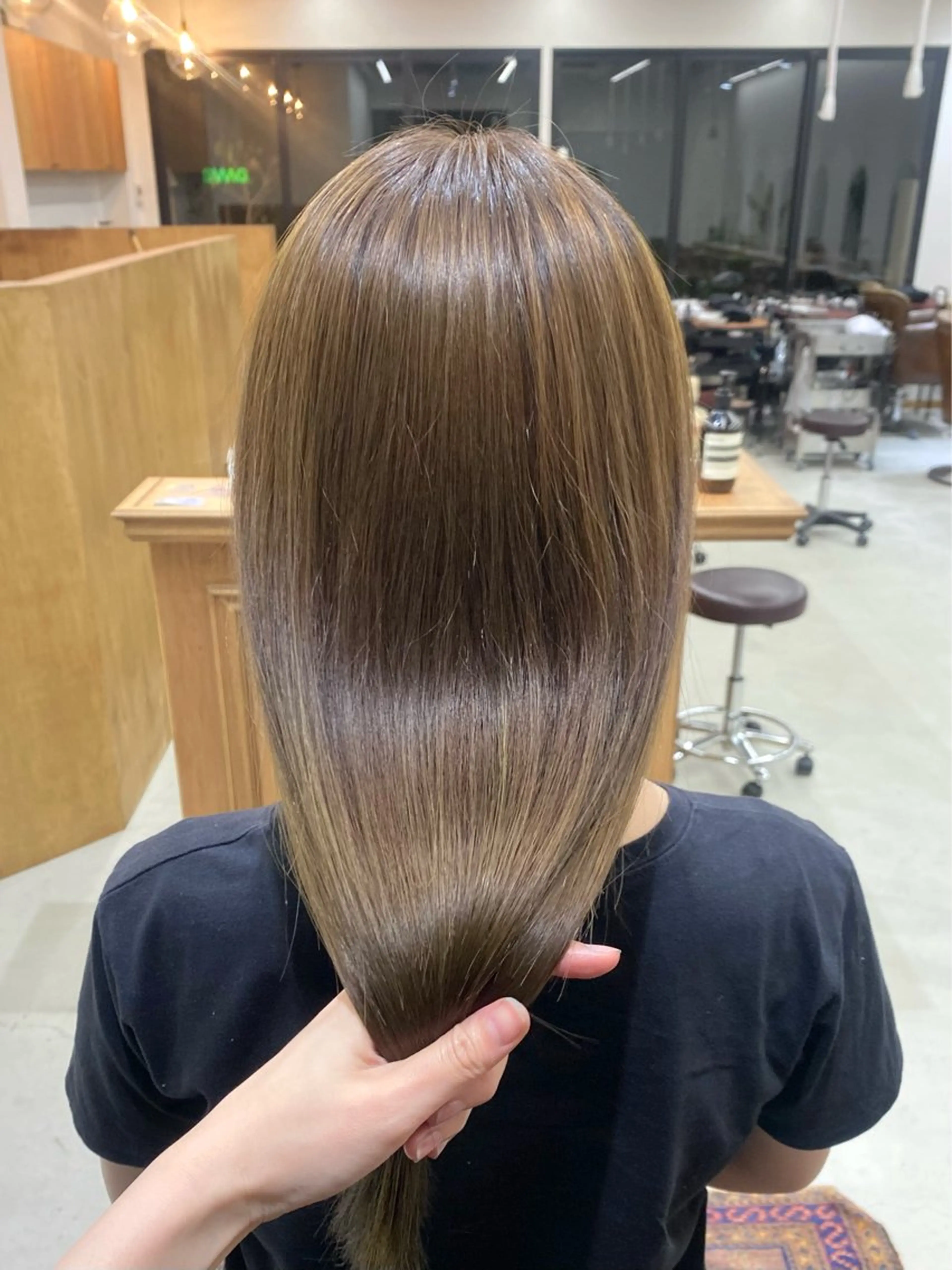 ロング カラー ヘアアレンジ ベージュカラー ブリーチ 透明感カラー ブリーチなしカラー オリーブベージュ カット ヘアカラー トリートメント ハル🌸柔色/ ブリーチなし/艶髪のヘアスタイル