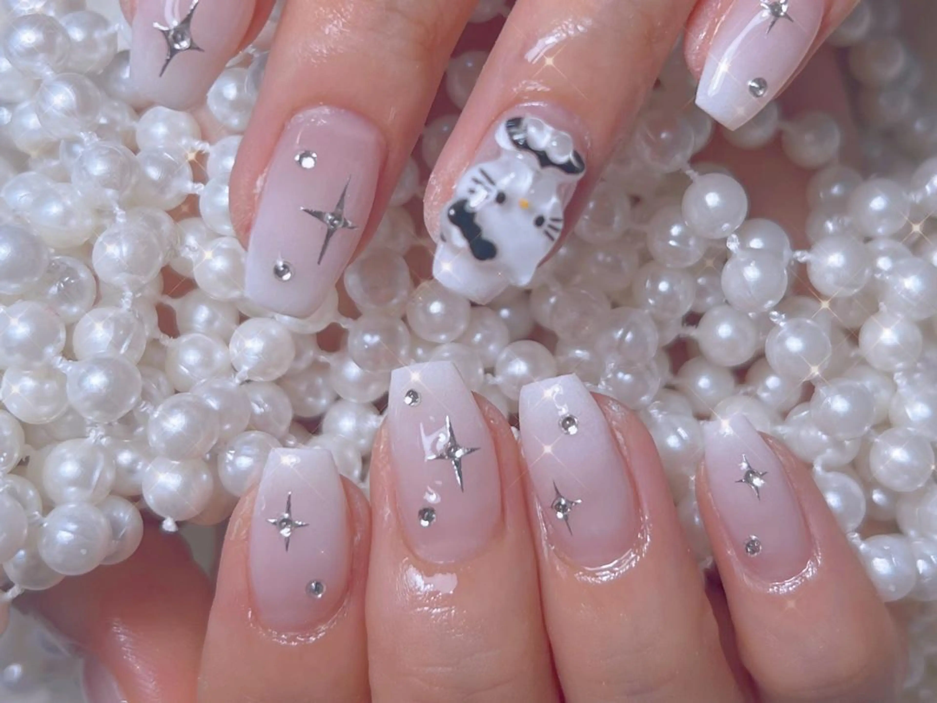 ネイル ハンドネイル 櫻井 ナナのネイルデザイン