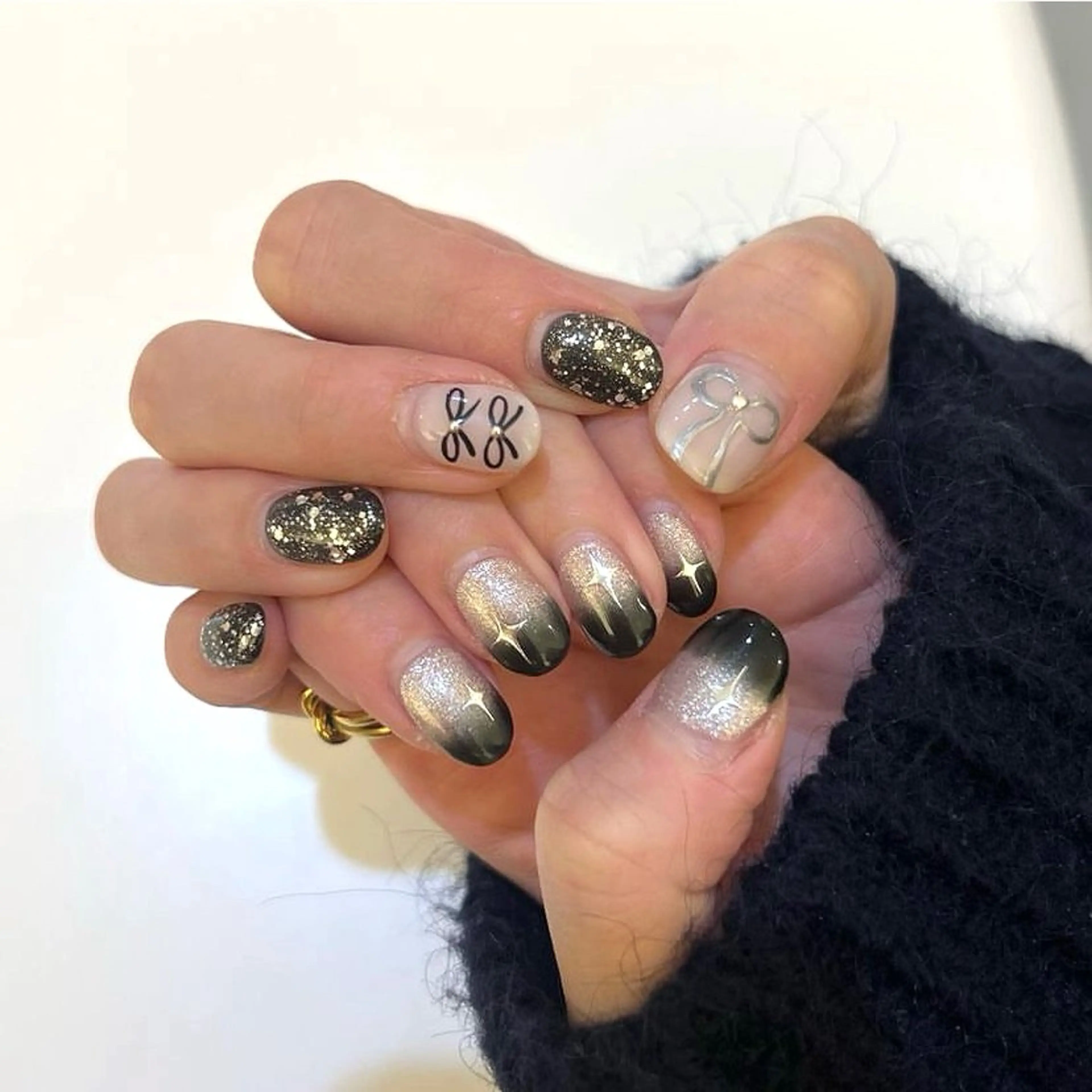 ネイル リボン Nails VINATI所属・ササキスズナ Jr.ネイリストのネイルデザイン