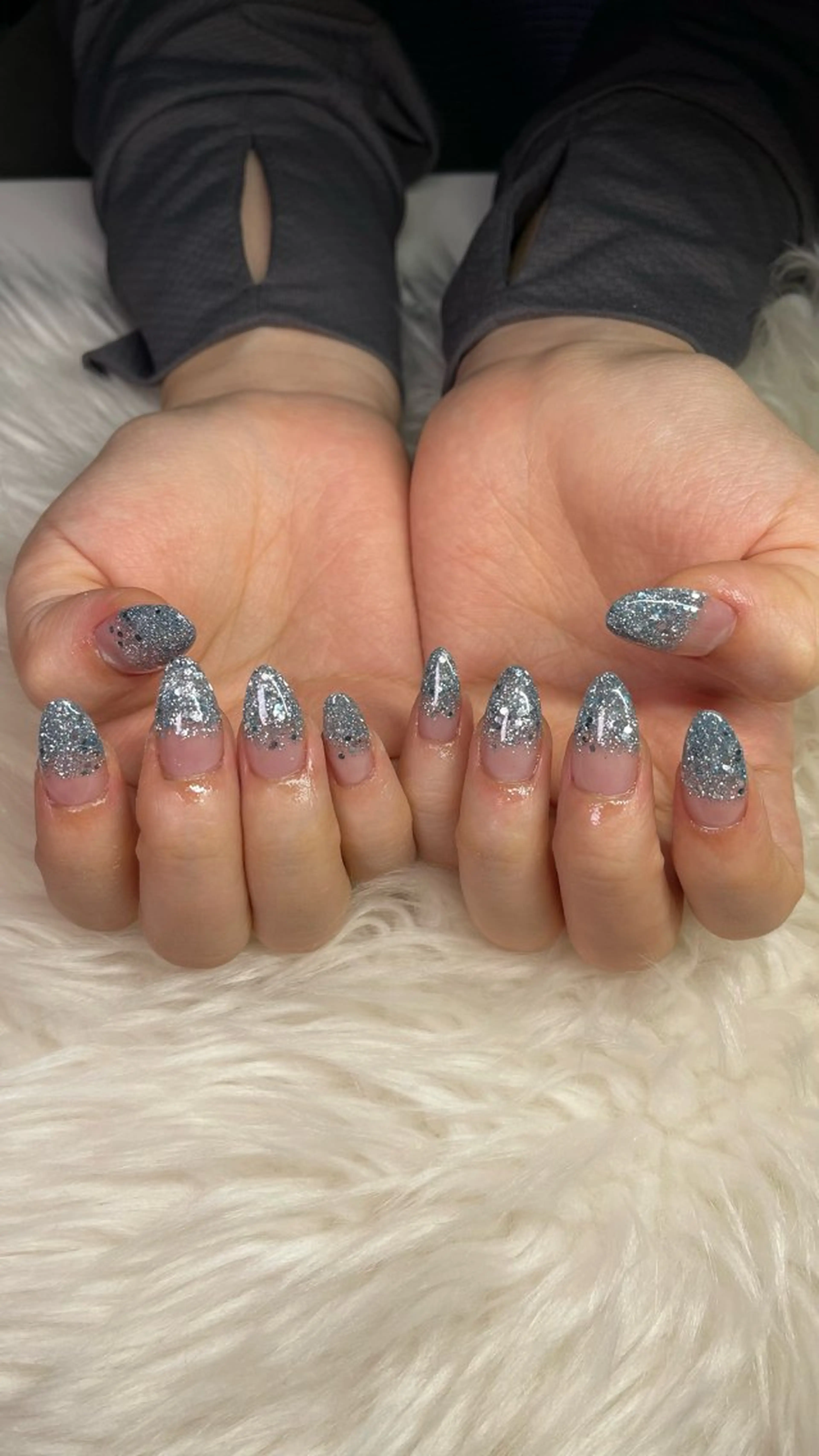 ネイル グラデーション ラメ(グリッター) ラメグラデーション スカルプネイル シンプルネイル ハンドネイル NAIL FOCUS Lisaのネイルデザイン