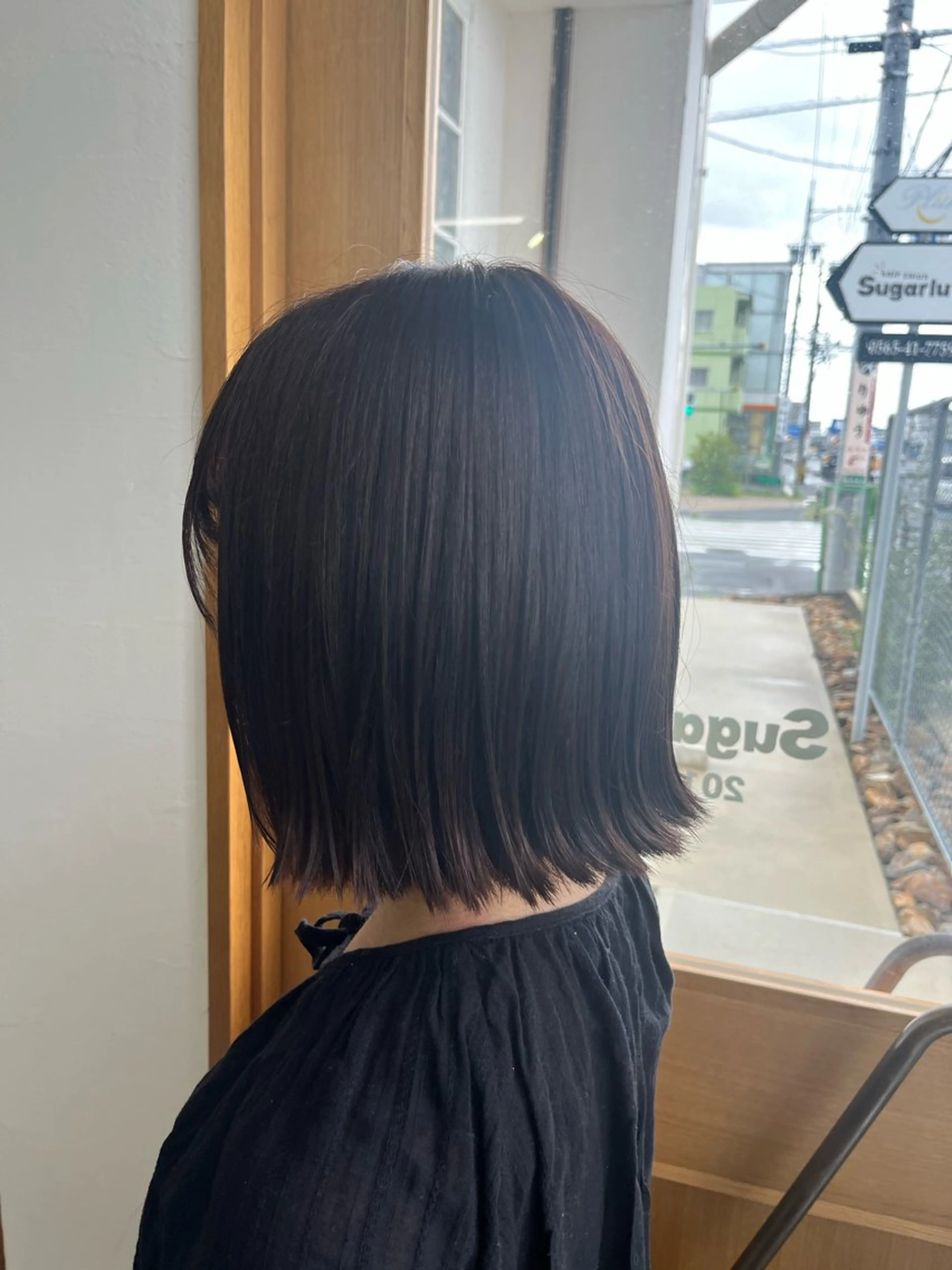 ショート カラー アッシュ ブラウンカラー 透明感カラー Sugarlu所属・吉田 晴香のヘアスタイル
