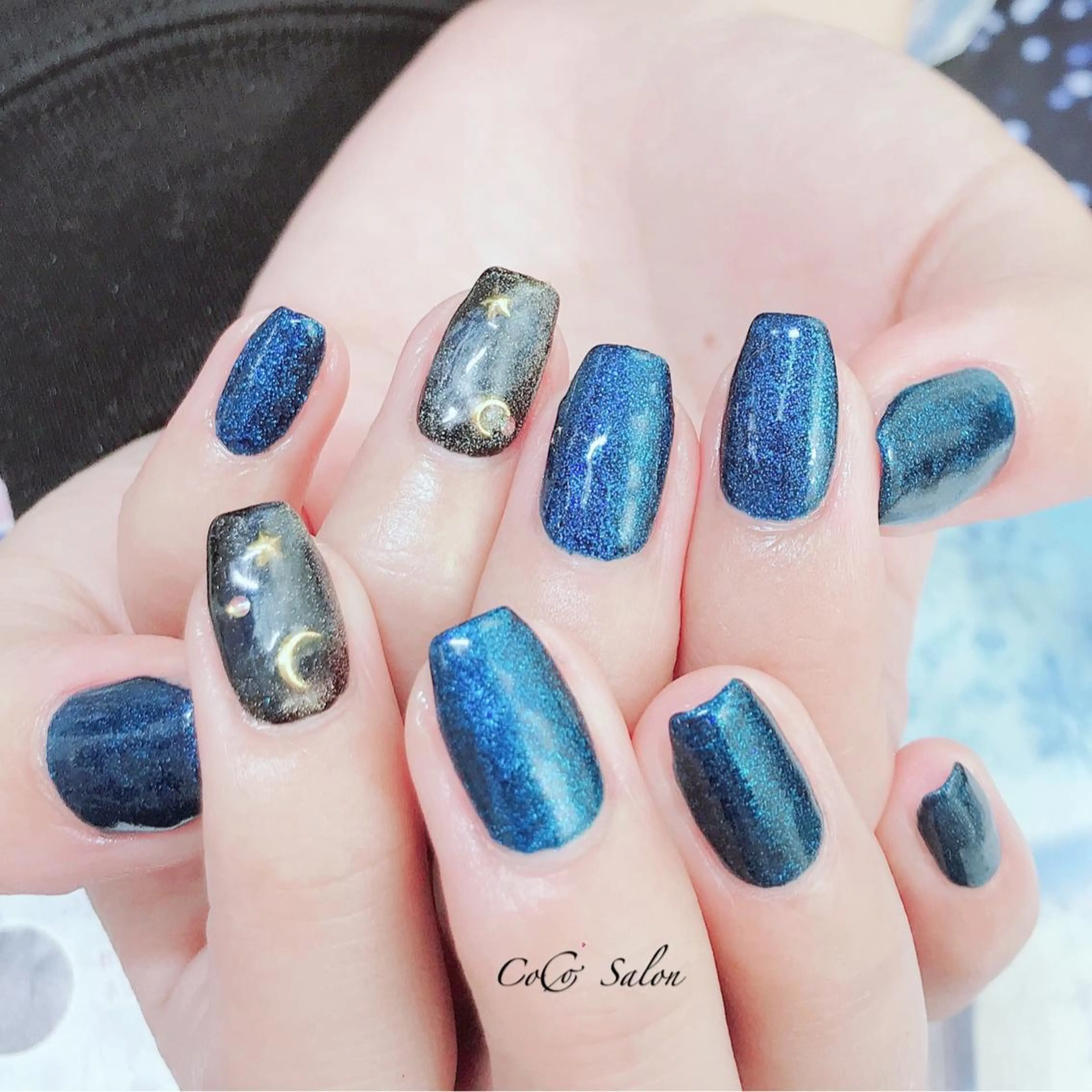 ネイル ラメ(グリッター) マグネットネイル ネイビー CoCoSalon ネイル/まつ毛予約のネイルデザイン