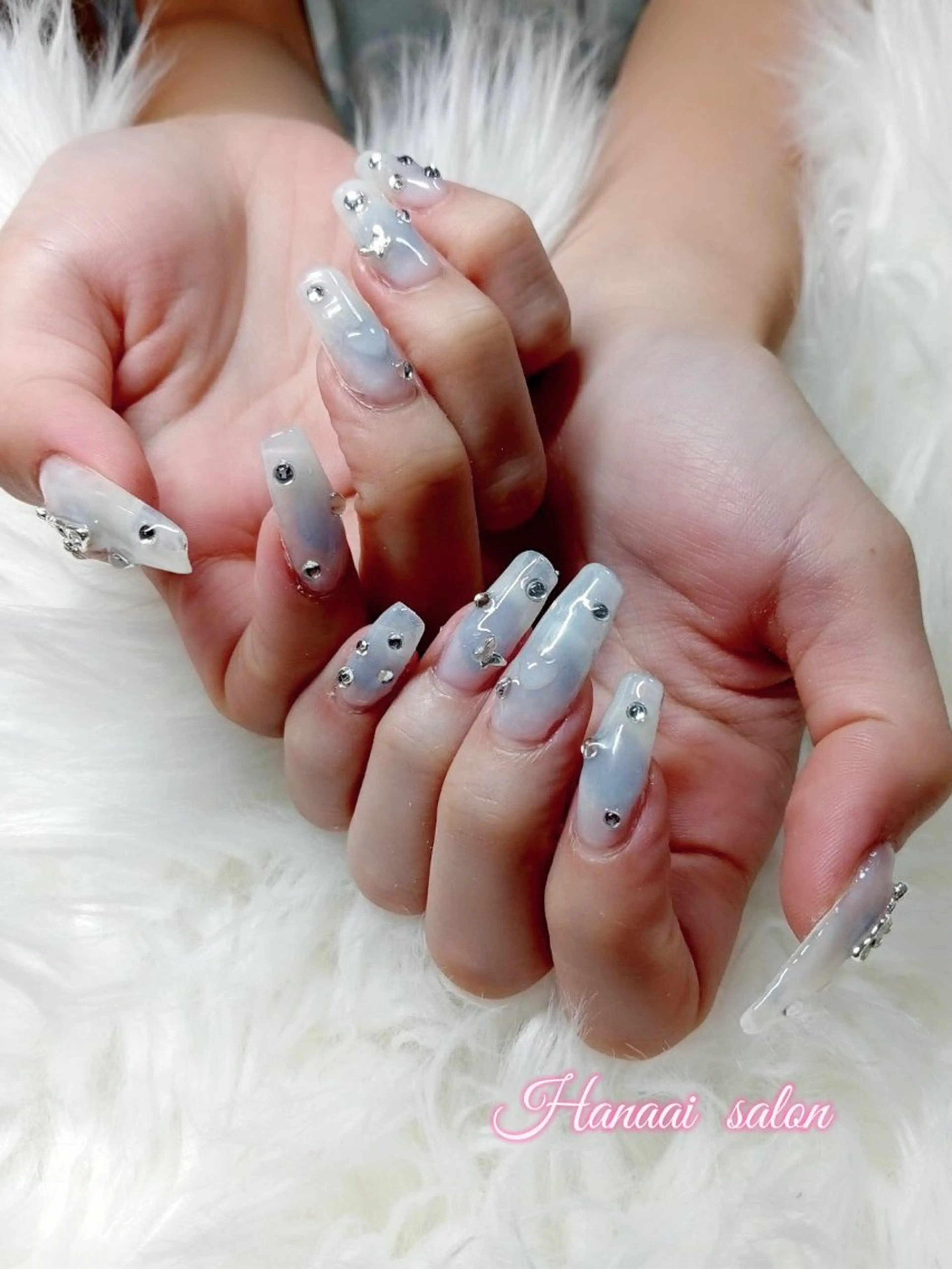 ネイル Hanaai Salon新宿店のネイルデザイン