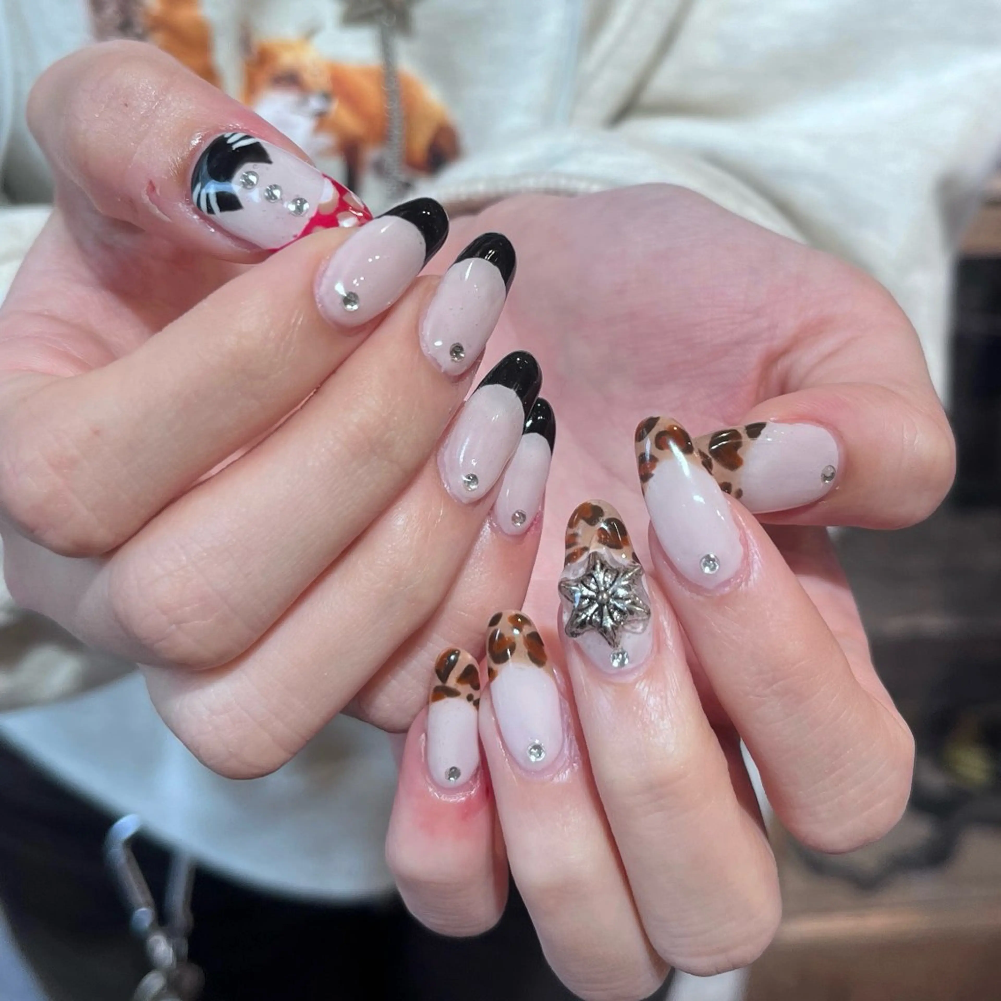 ネイル ハンドネイル 🩶レイナ🩶 color/nailのヘアスタイル