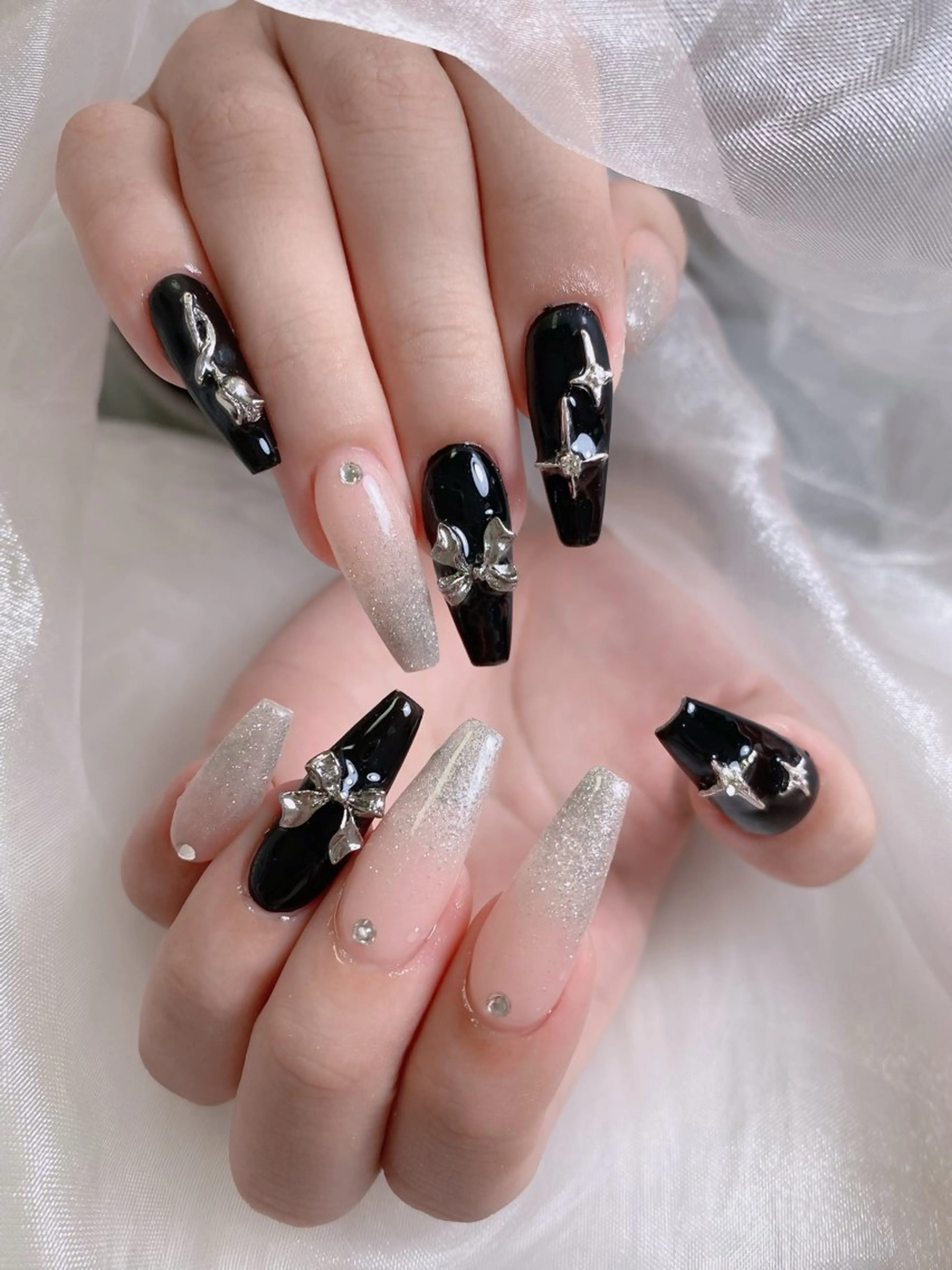 ネイル 成人式 ジェルネイル ネイルチップ ハンドネイル Momoa nail salon所属・MoMoA Nail ネイル長さ出し専門店のネイルデザイン