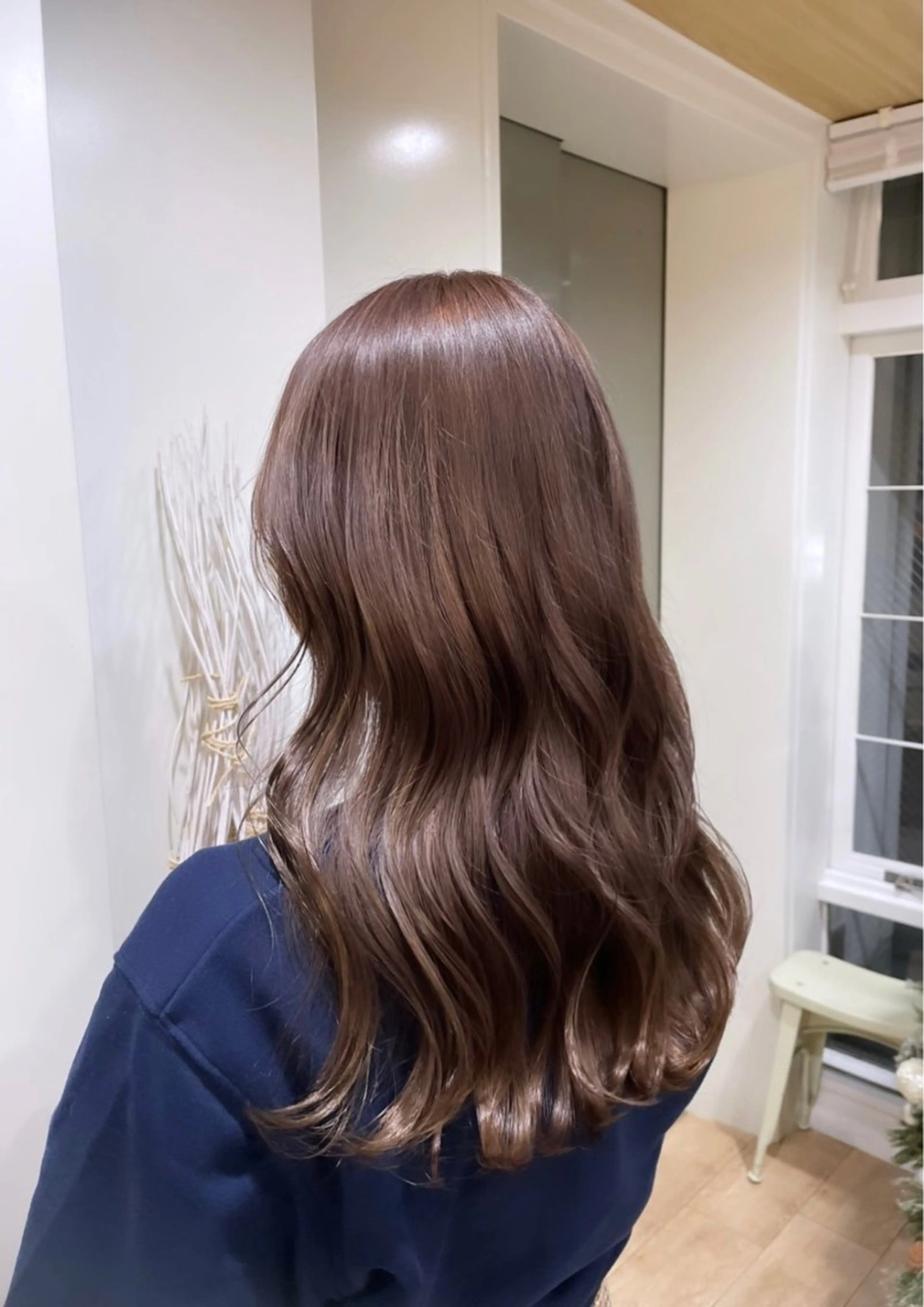 セミロング カラー ブリーチ ダブルカラー ヘアカラー トリートメント 遠藤 美夢のヘアスタイル
