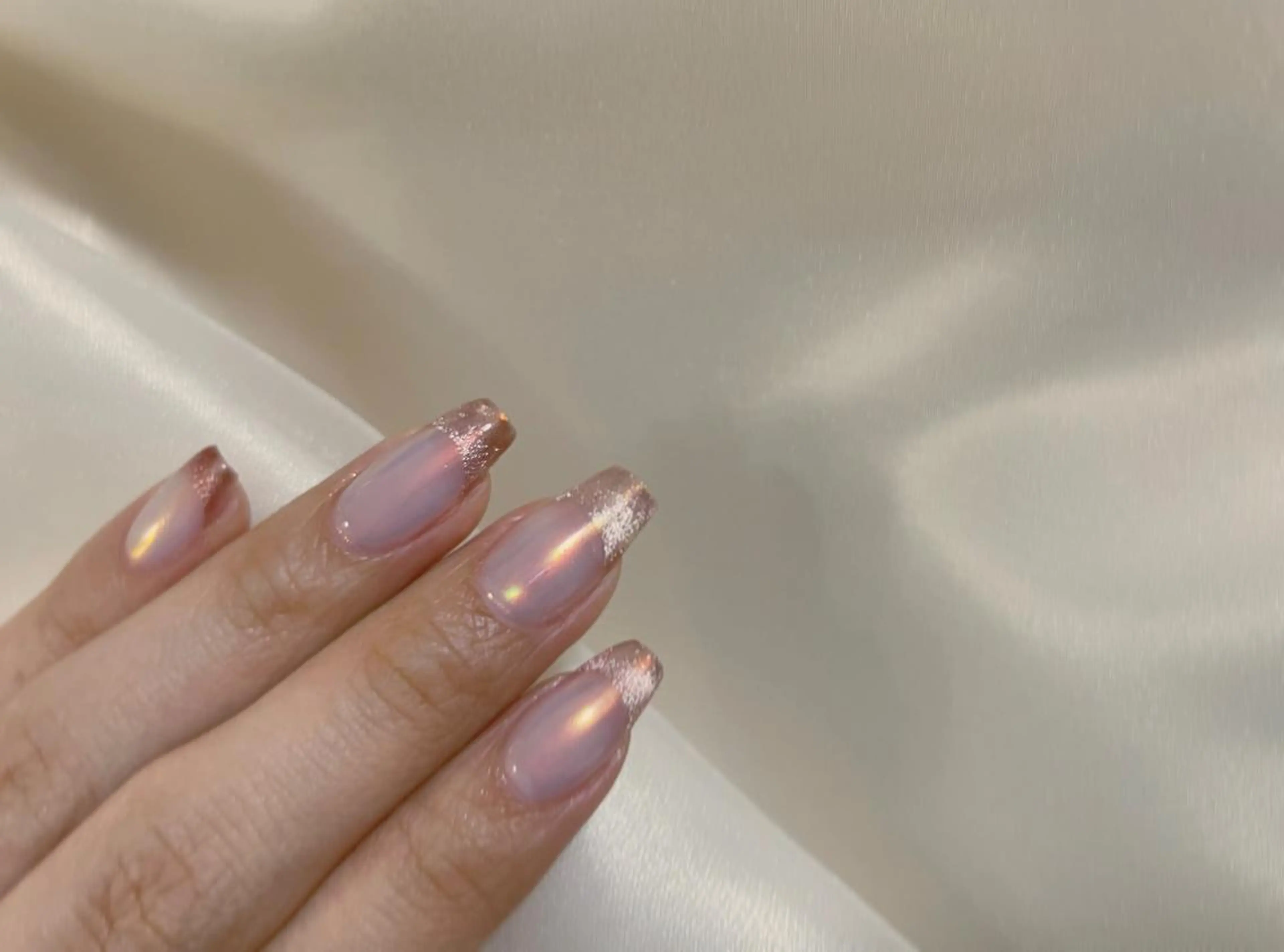 ネイル フレンチネイル マグネットネイル マグネットフレンチ ミラーネイル cyan private salon所属・takayama rioのネイルデザイン