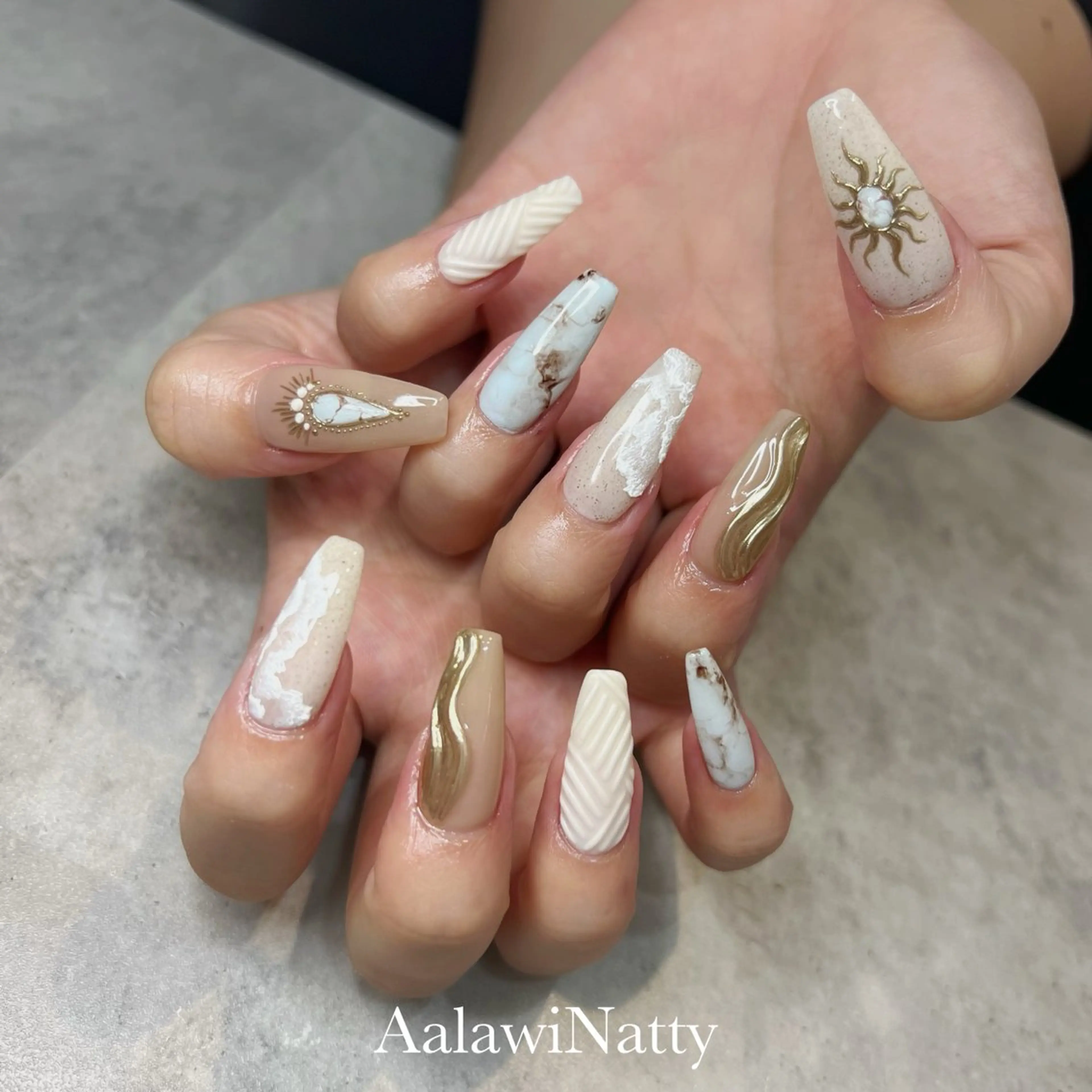 ネイル Aala wi Natty  nail所属・AMANO AKIHOのネイルデザイン