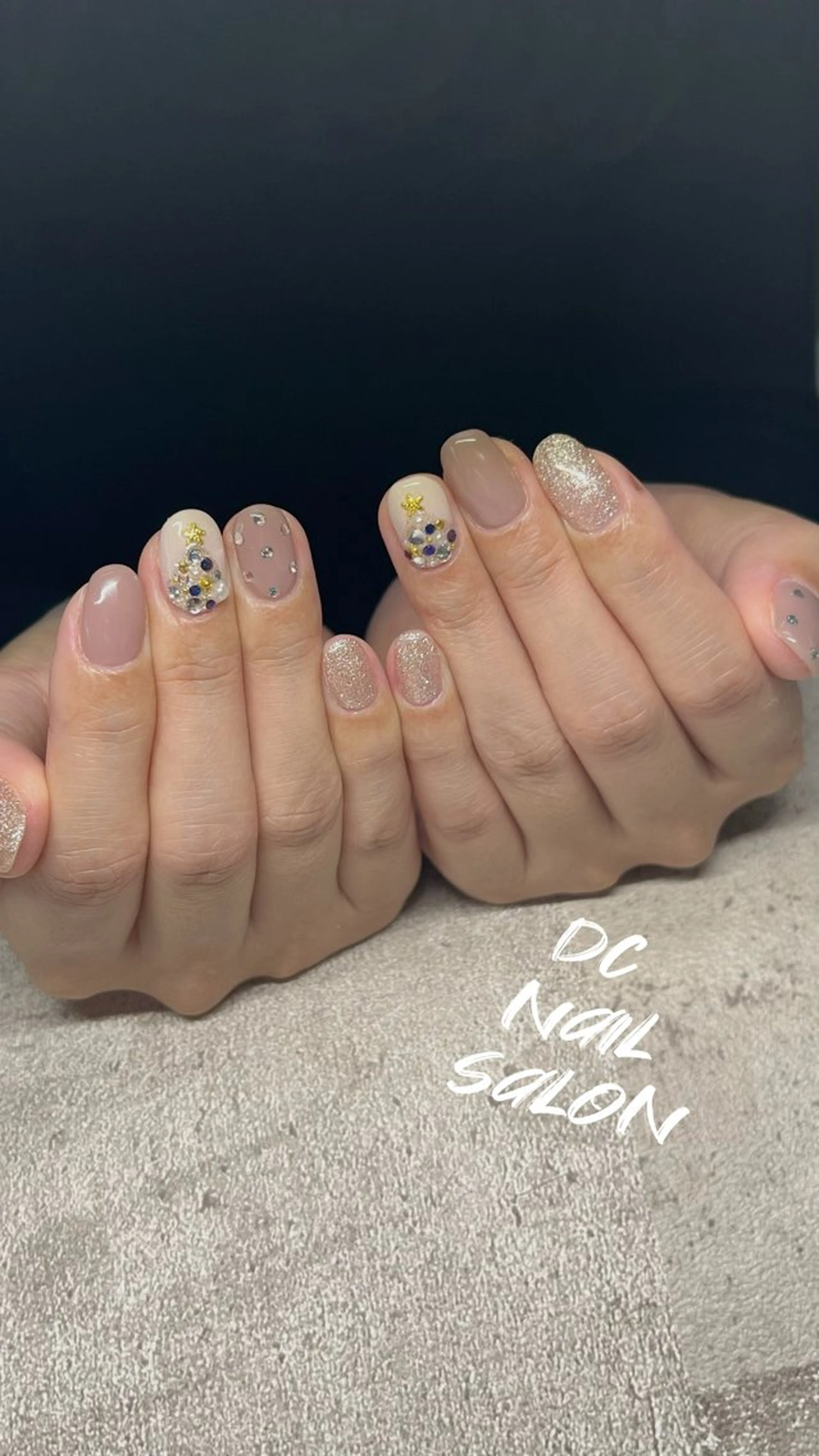 ネイル 冬ネイル クリスマス ハンドネイル DC nail salonのネイルデザイン