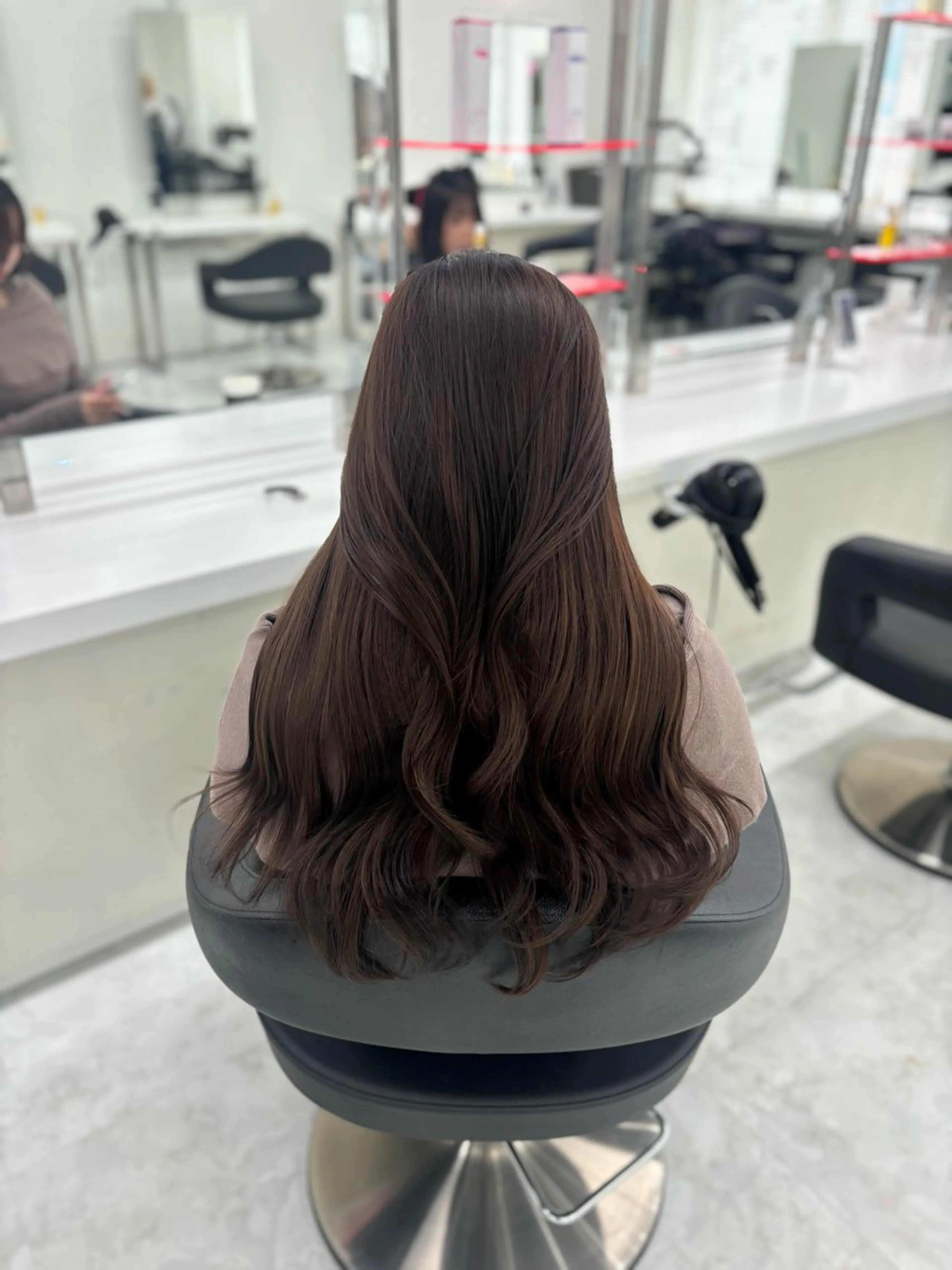 ロング 渋谷🥇透明感カラー 特化美容師のヘアスタイル