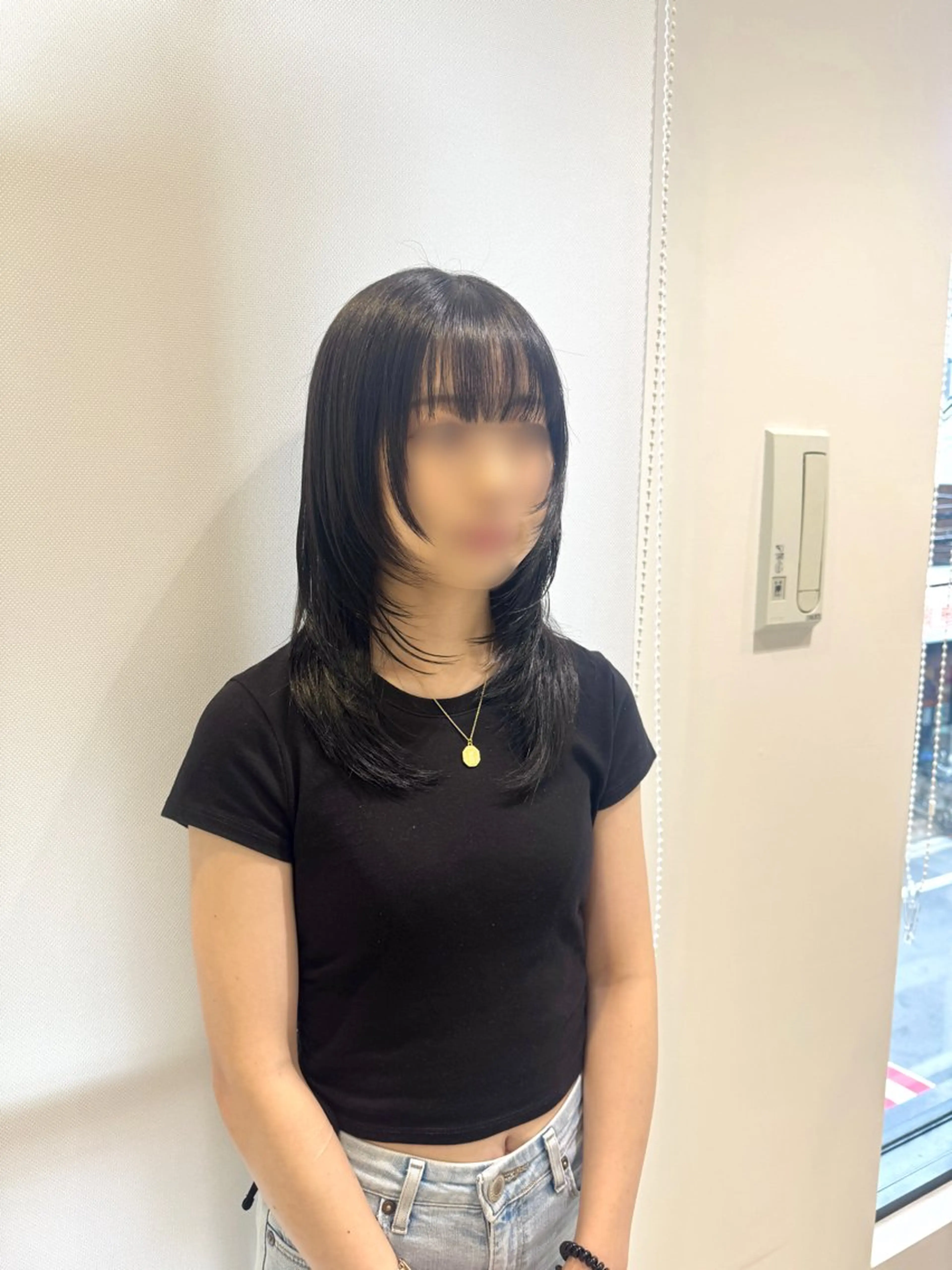 ロング カラー 黒髪 ブルーカラー ブルーブラック レイヤーカット カット ヘアカラー トリートメント RIN🍎ウルフカッ ト/デザインカラーのヘアスタイル