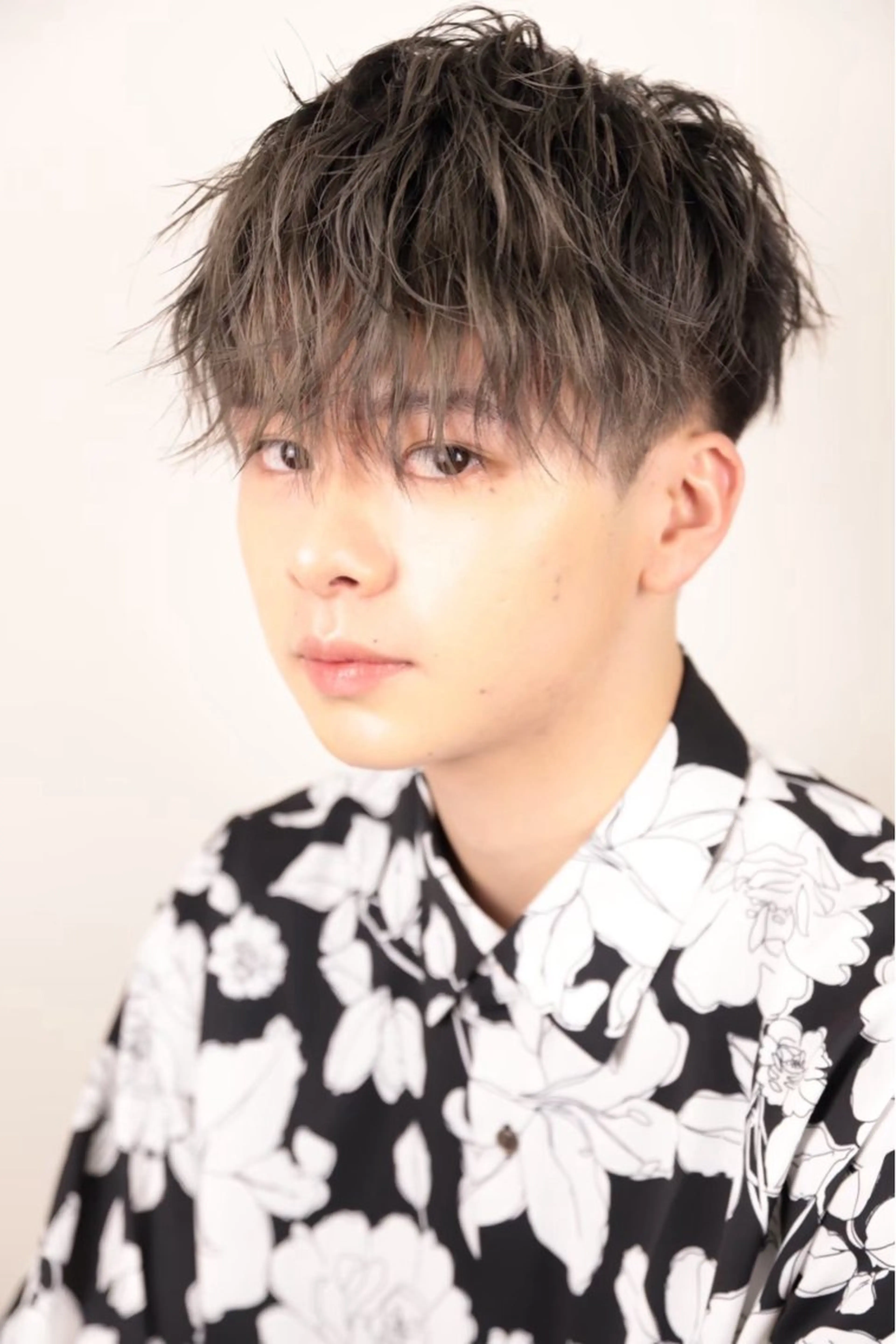 カラー メンズ 🩷愛咲🩷レイヤー /透明感カラーのヘアスタイル