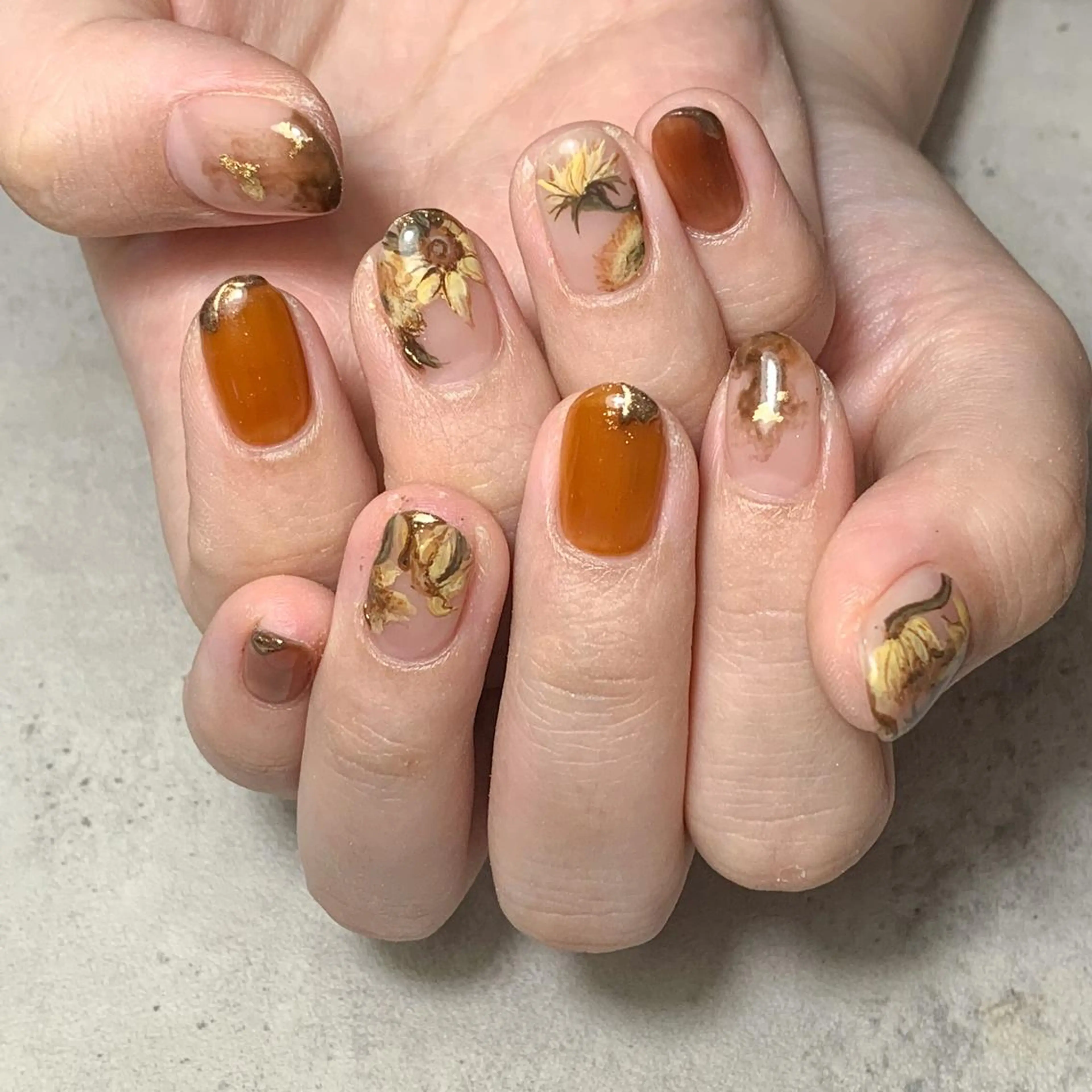 ネイル ハンドネイル atelier FIORITURA所属・FIORITURA aiのネイルデザイン