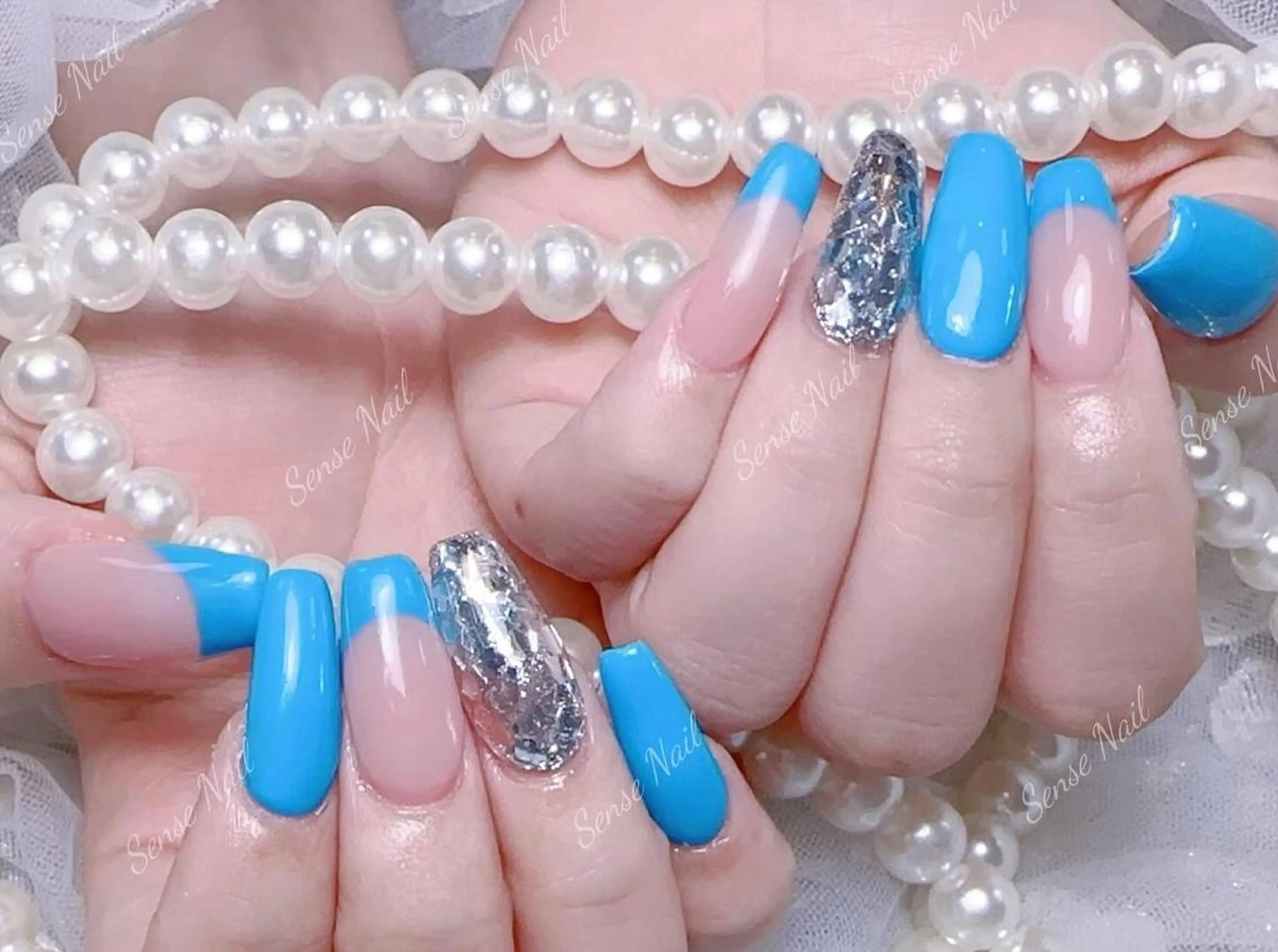 ネイル ハンドネイル ハンドケア Queening 🦋のネイルデザイン