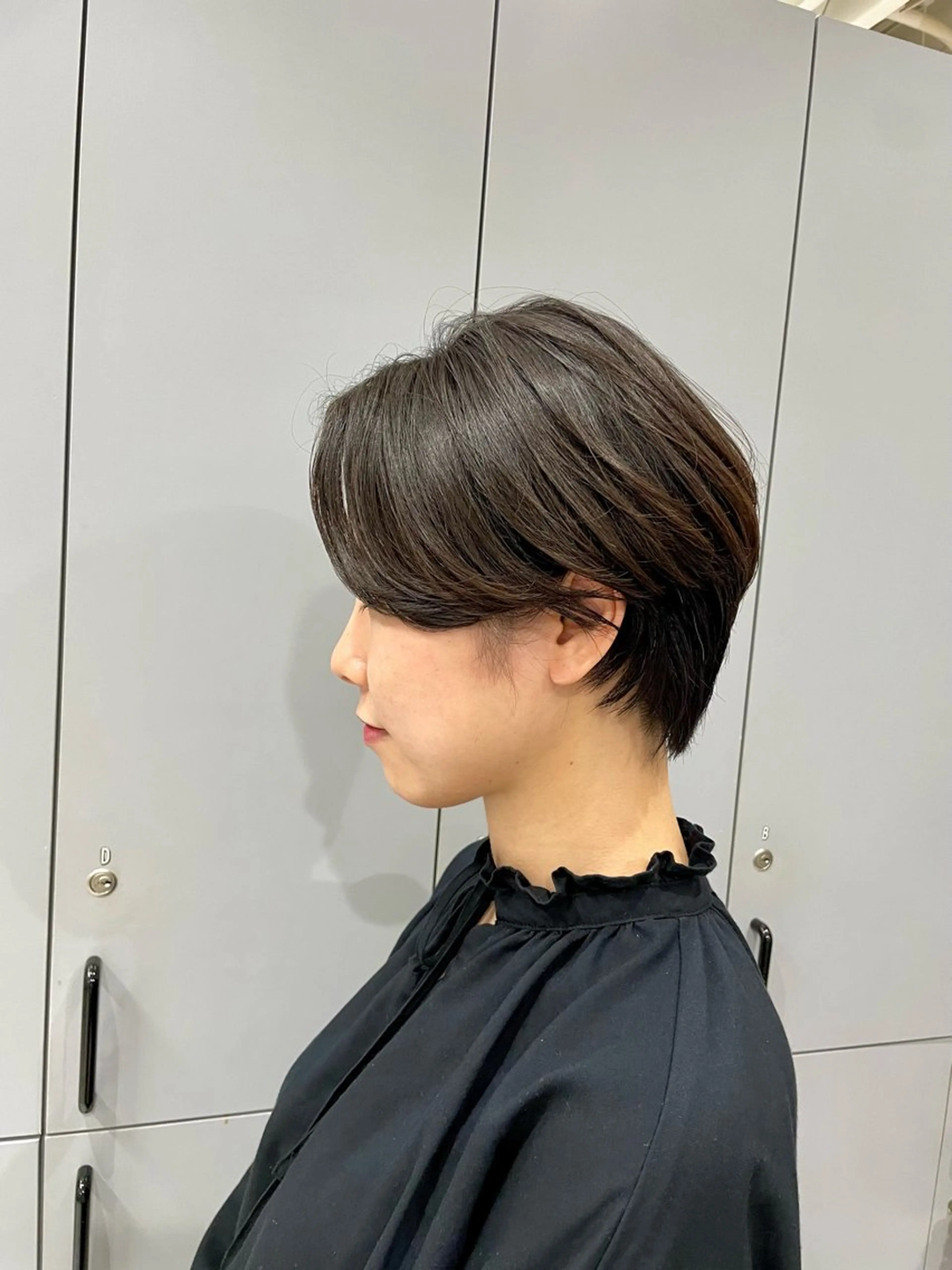 ショート カラー カット ヘアカラー トリートメント 山本 佳奈のヘアスタイル