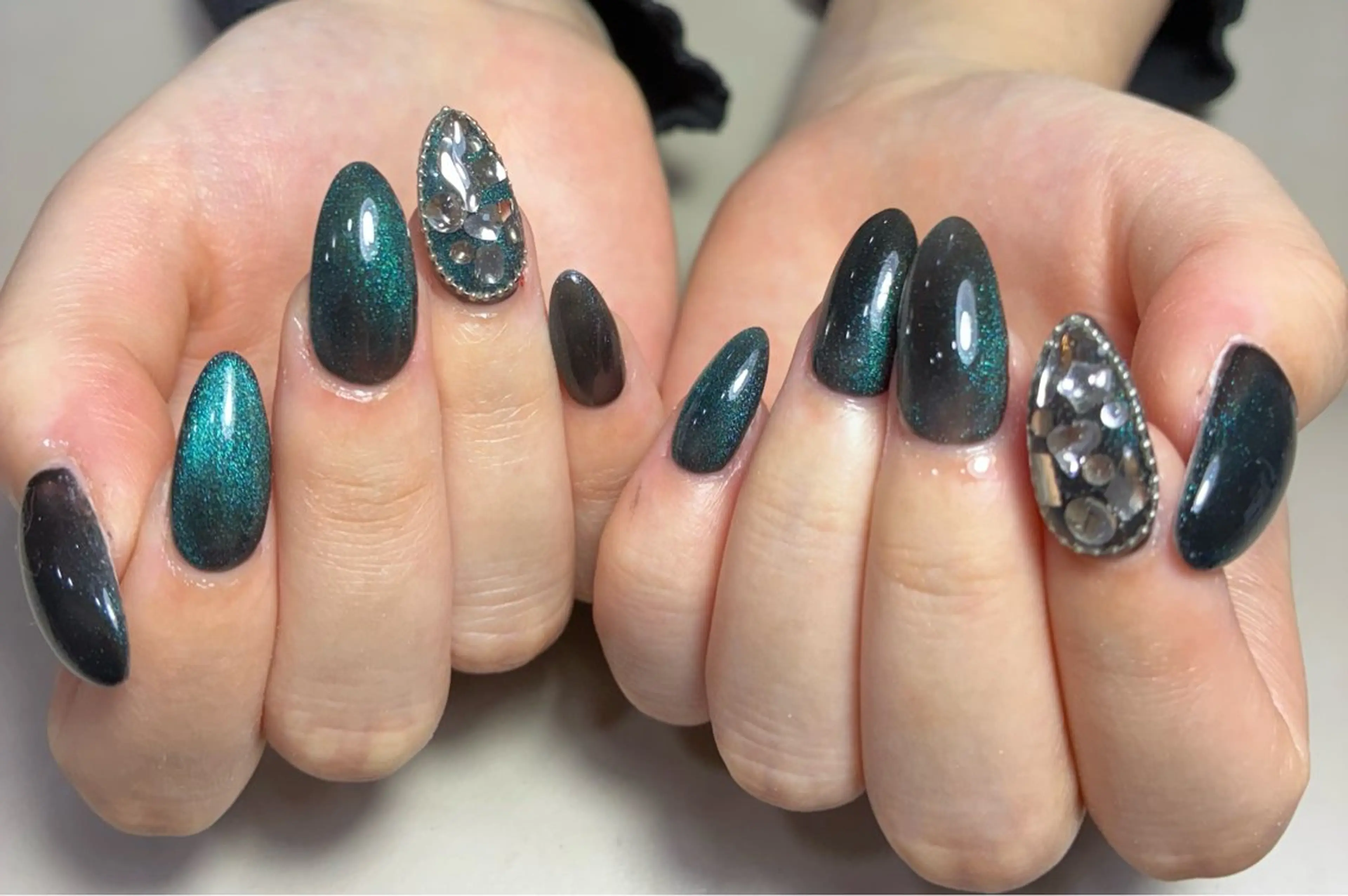 ネイル マグネットネイル マグネットワンカラー ワンカラーネイル KA Linのネイルデザイン