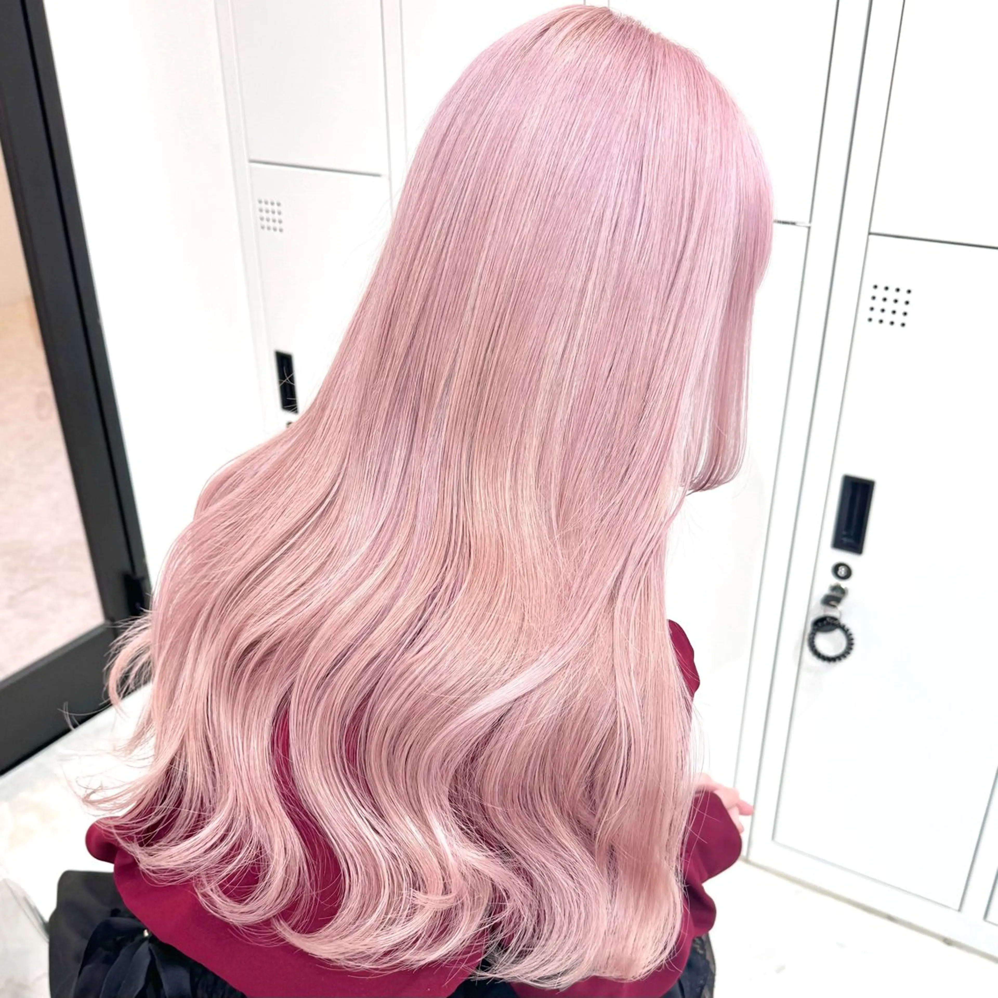 ロング カラー パーマ ヘアアレンジ メンズ キッズ メンズブリーチ ブリーチ ピンクカラー ホワイトピンク カット ヘアカラー トリートメント ハイトーン/ピンク 💗モモ໒꒱のヘアスタイル