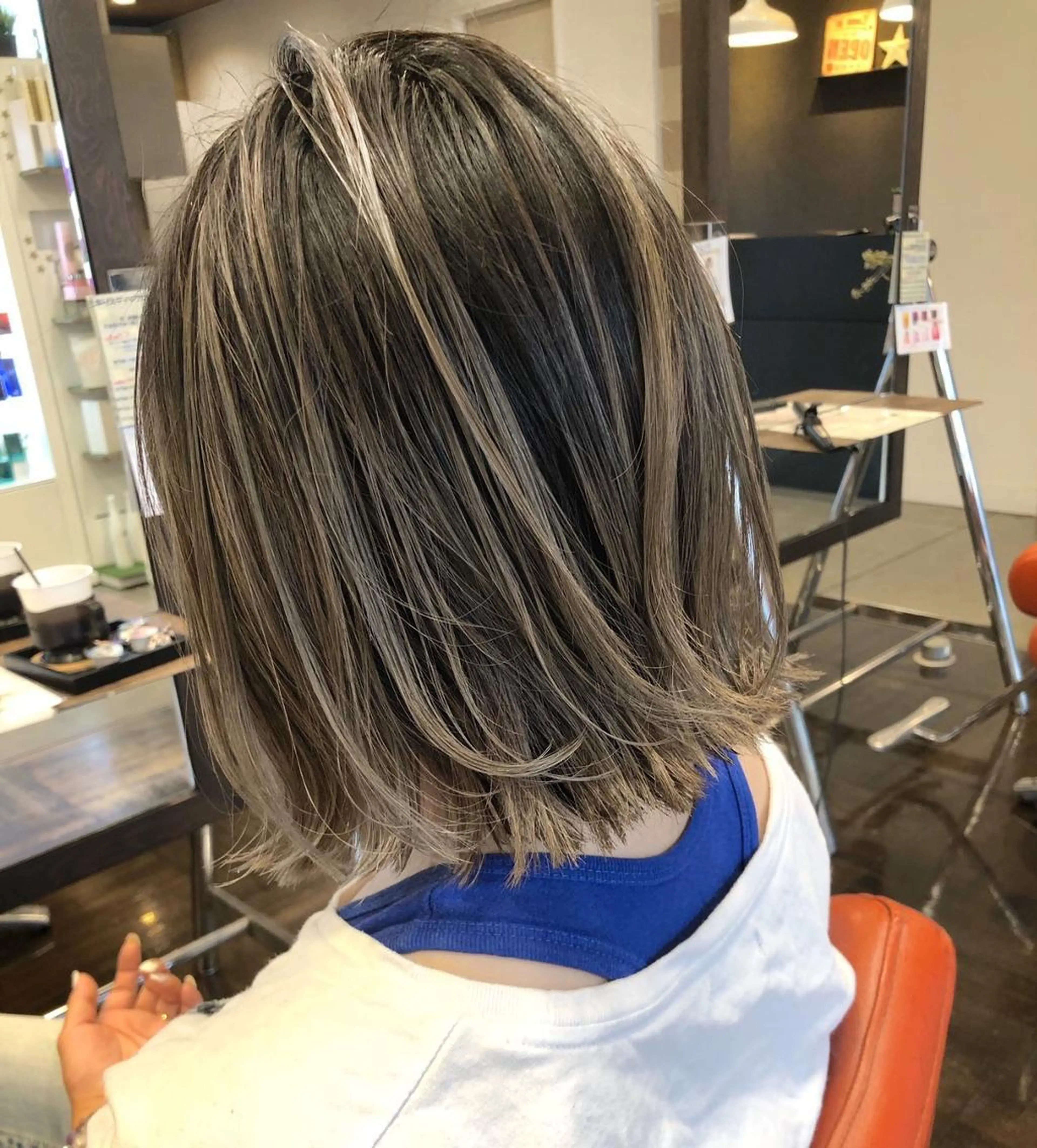 カラー ミディアム ブリーチ ケアブリーチ 透明感カラー イルミナカラー トリートメント 🎊ルービック 京橋店💛のヘアスタイル