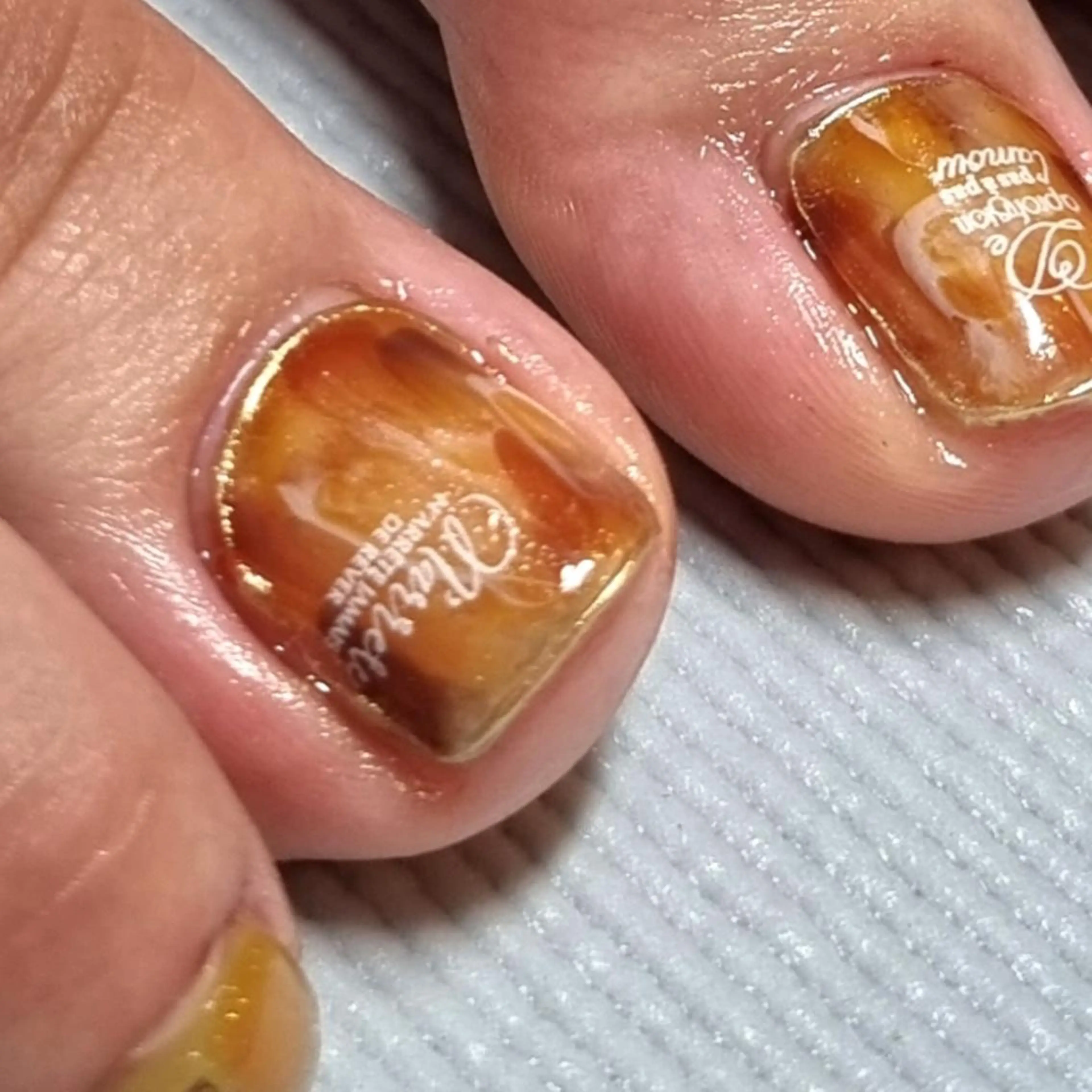 ネイル フラワーネイル フットネイル 大理石ネイル(マーブル) ニュアンスネイル オフィスネイル Tsuki.所属・Nailsalon Tsuki.のネイルデザイン