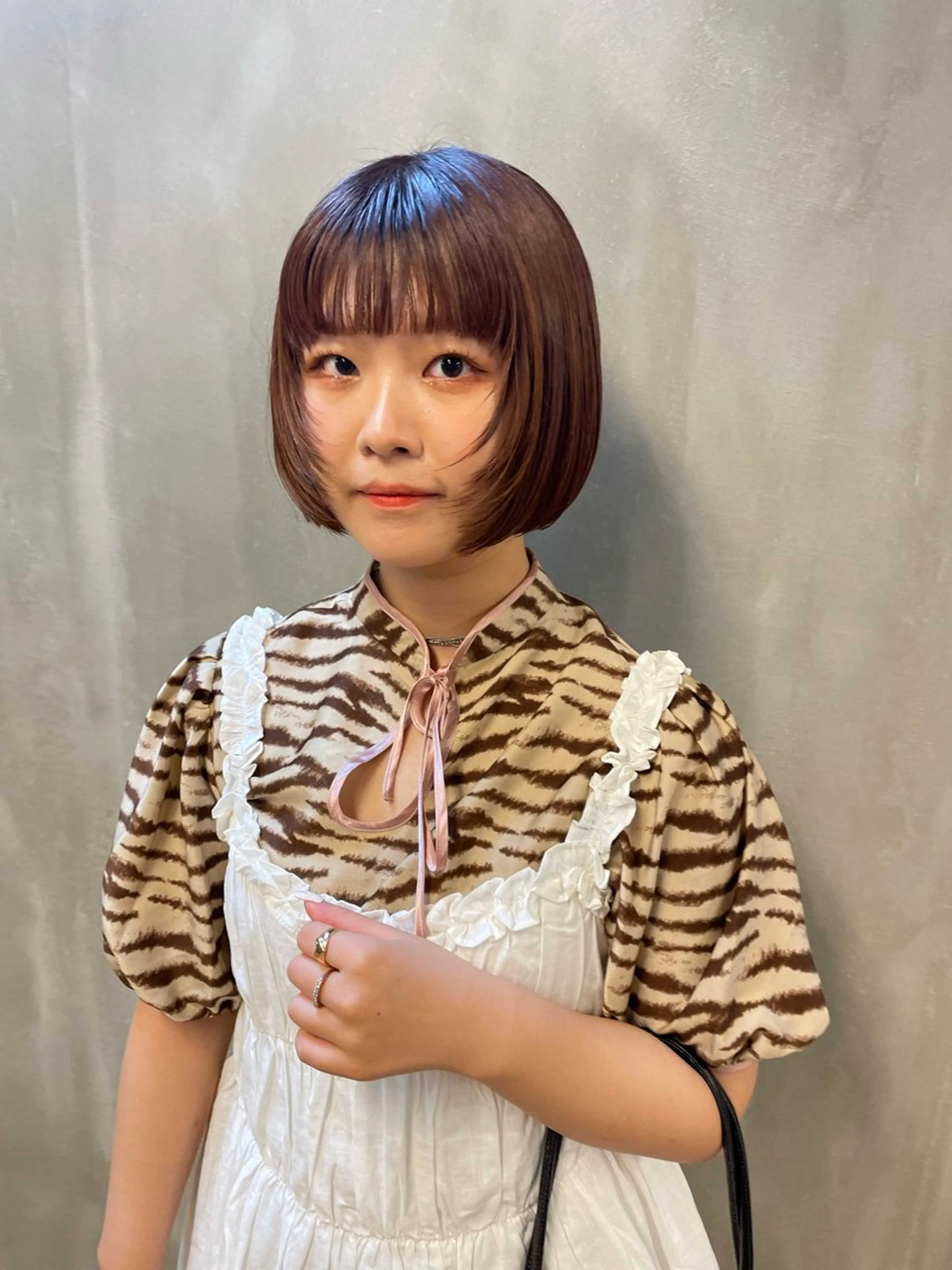 ミディアム カラー パーマ ヘアアレンジ メンズ ブラウンカラー マロンブラウン 顔まわりレイヤー レイヤーカット カット ヘアカラー トリートメント tatsumi/ボブ ウルフ/レイヤーのヘアスタイル