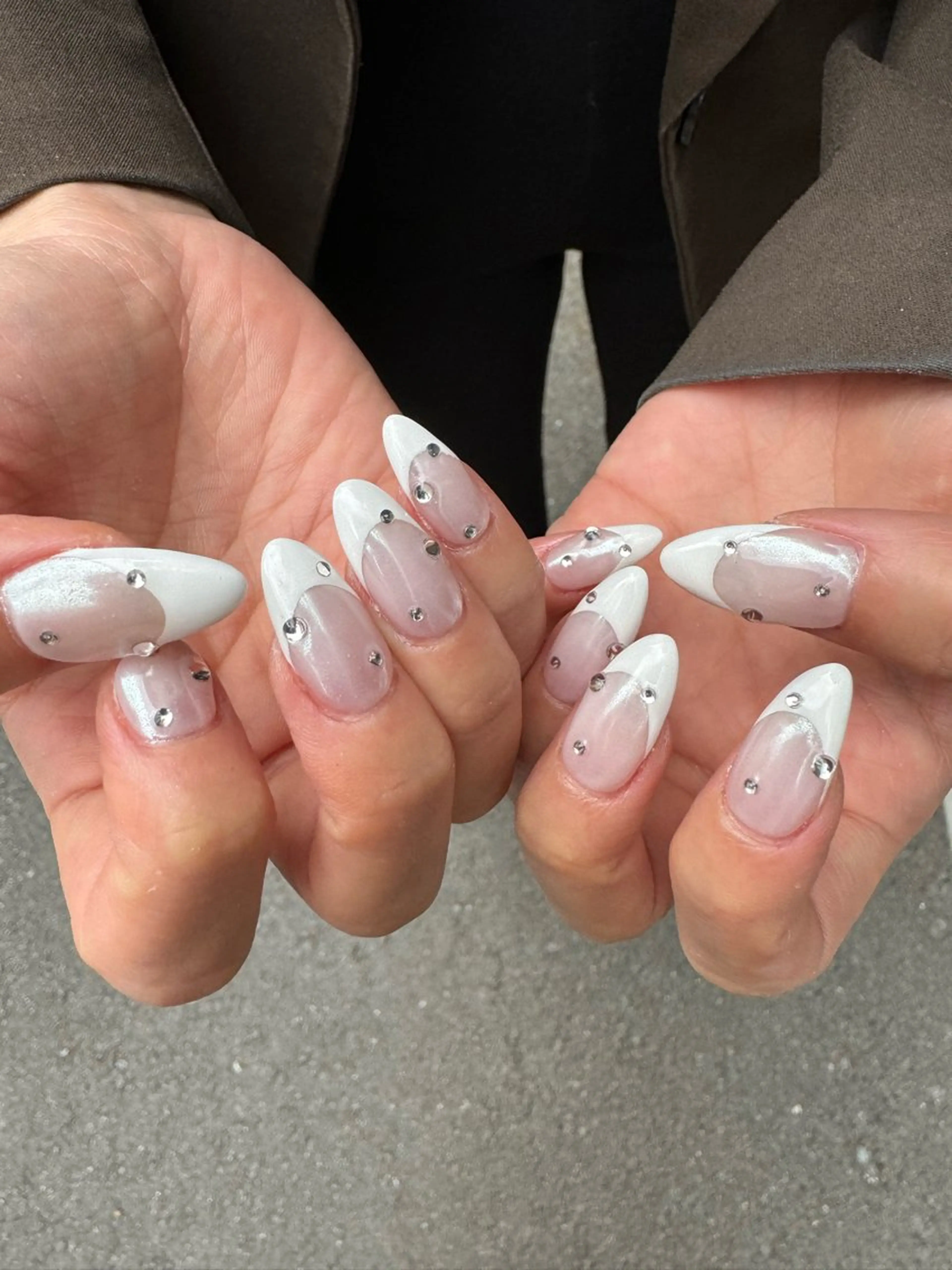ネイル フレンチネイル ハート ロングネイル マグネットネイル ミラーネイル MH_ Nailのネイルデザイン