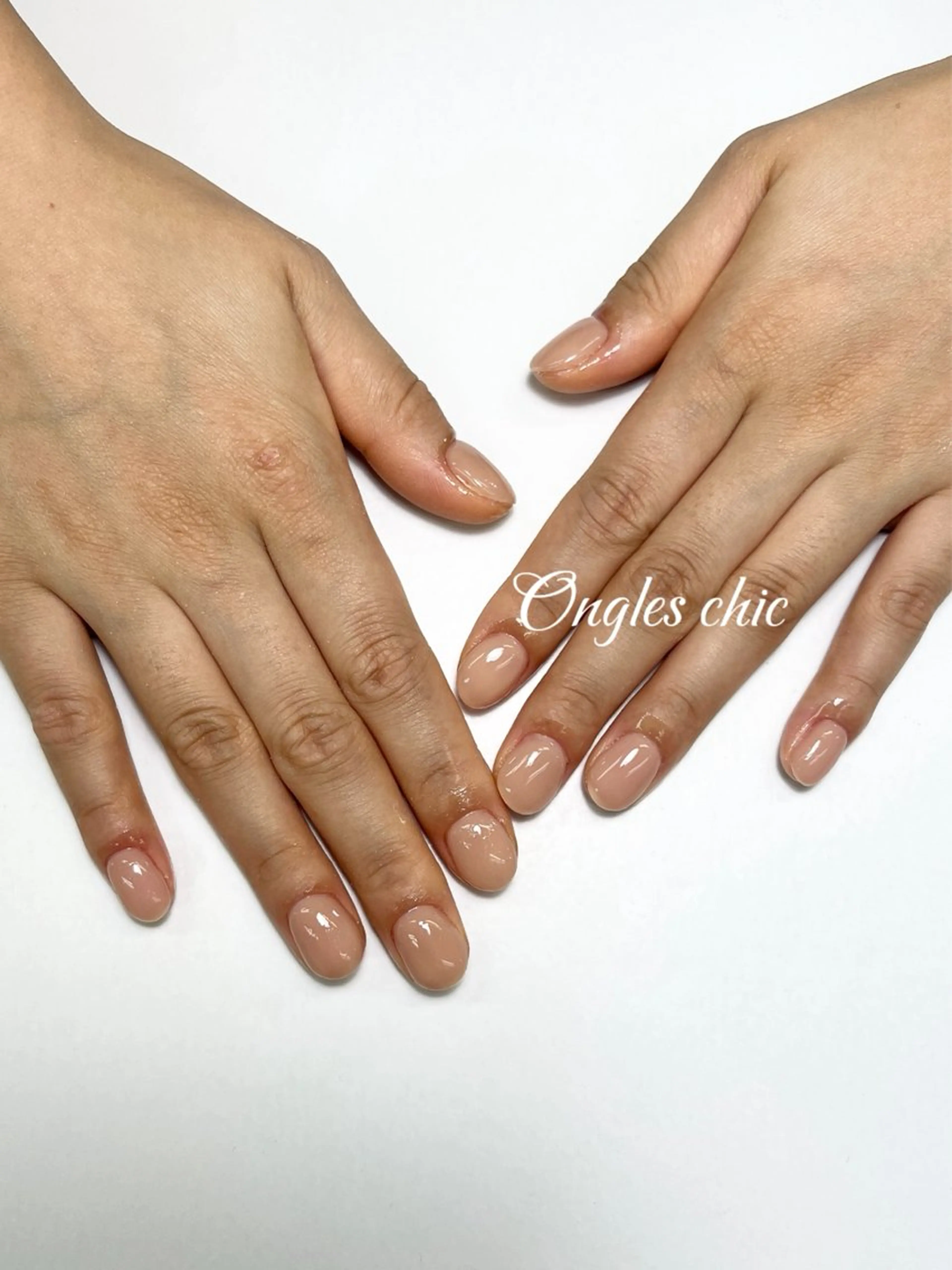 ネイル ハンドネイル ハンドケア ongles chicのネイルデザイン