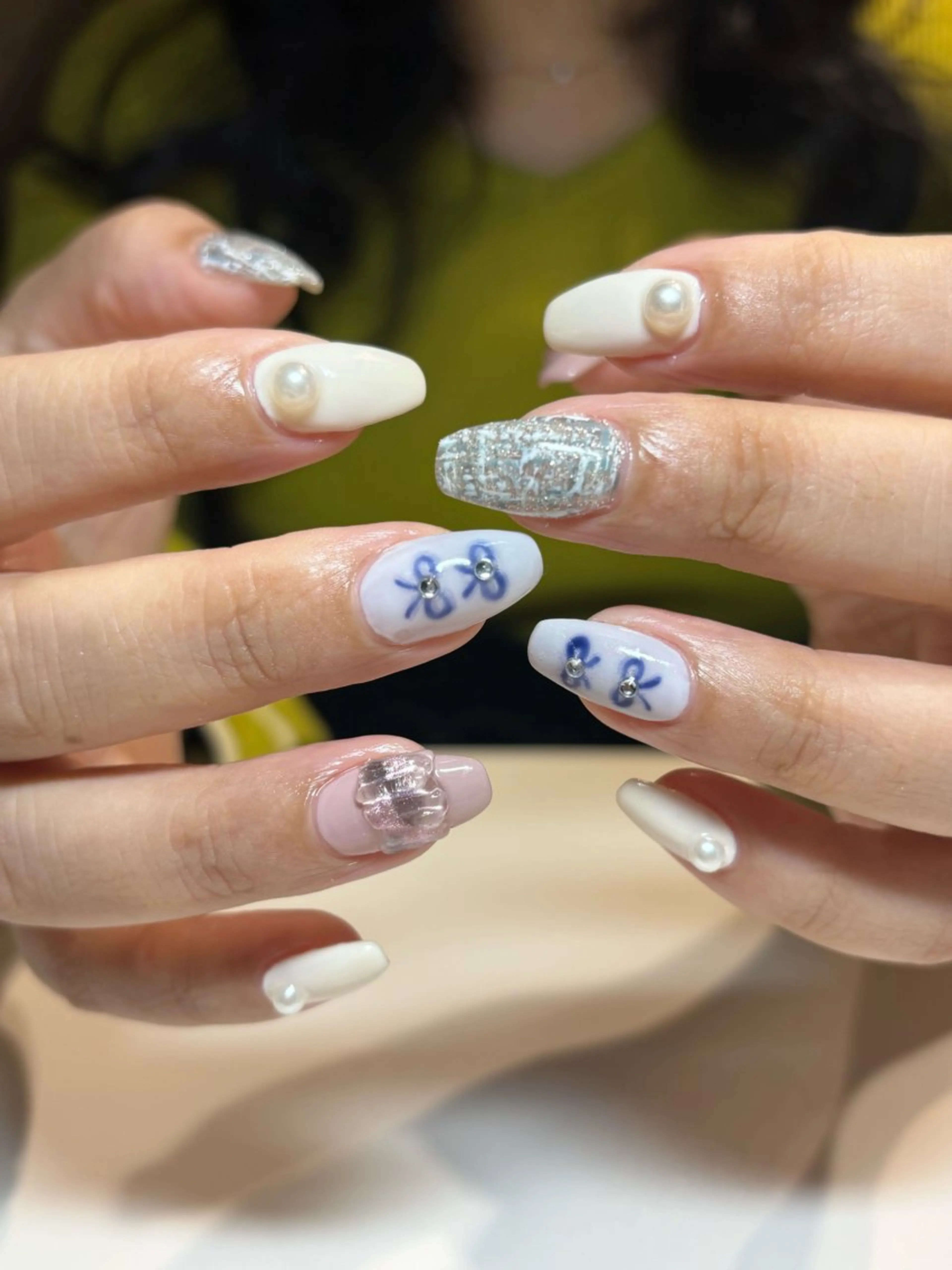 ネイル フットネイル フレンチネイル ジェルネイル グラデーション マグネットネイル ハンドネイル ヘアー.ネイル二刀流 misa🫧のヘアスタイル