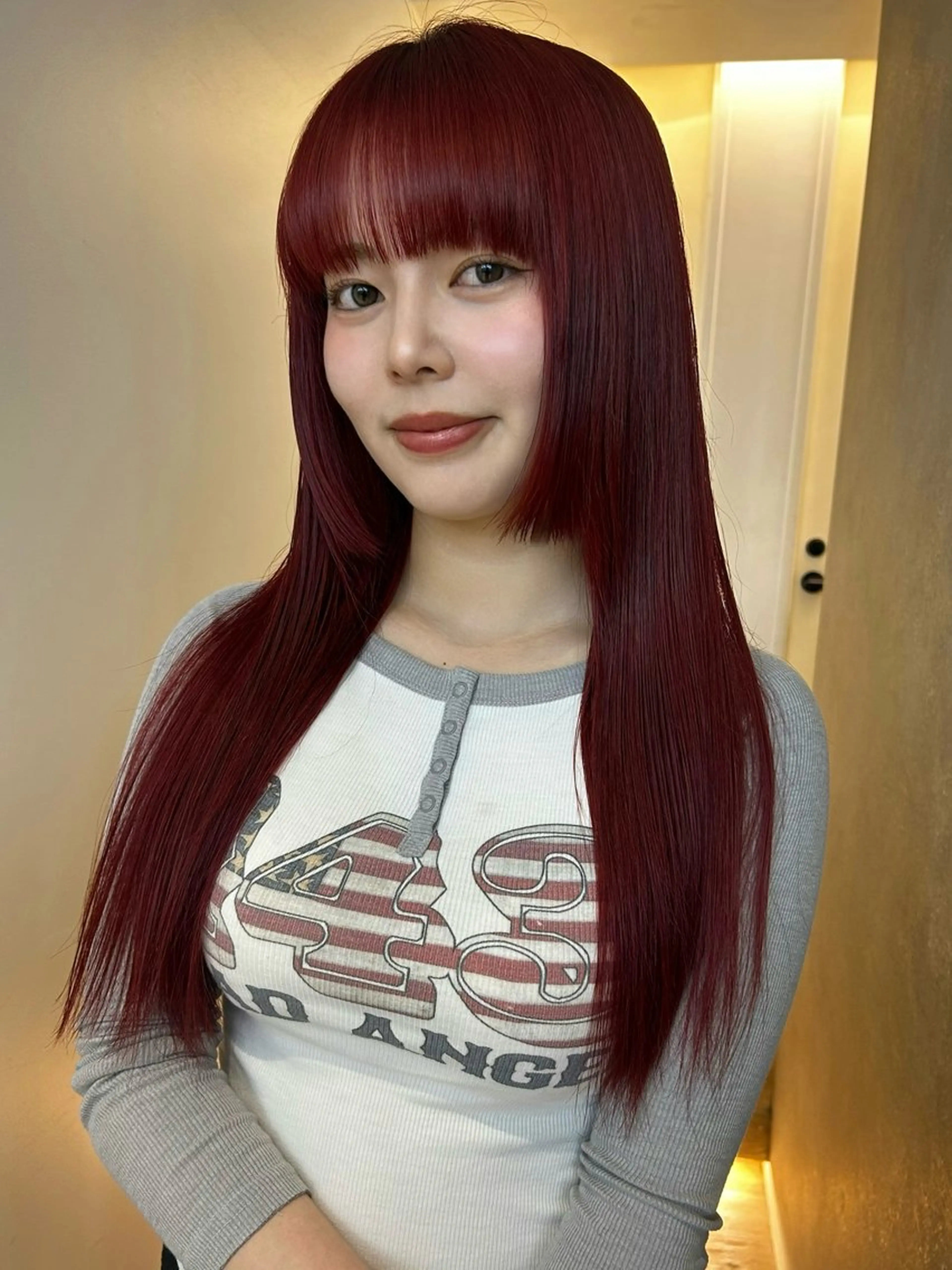 ミディアム カラー ヘアカラー 🌟暖色系ハイトーン 🌟AIのヘアスタイル