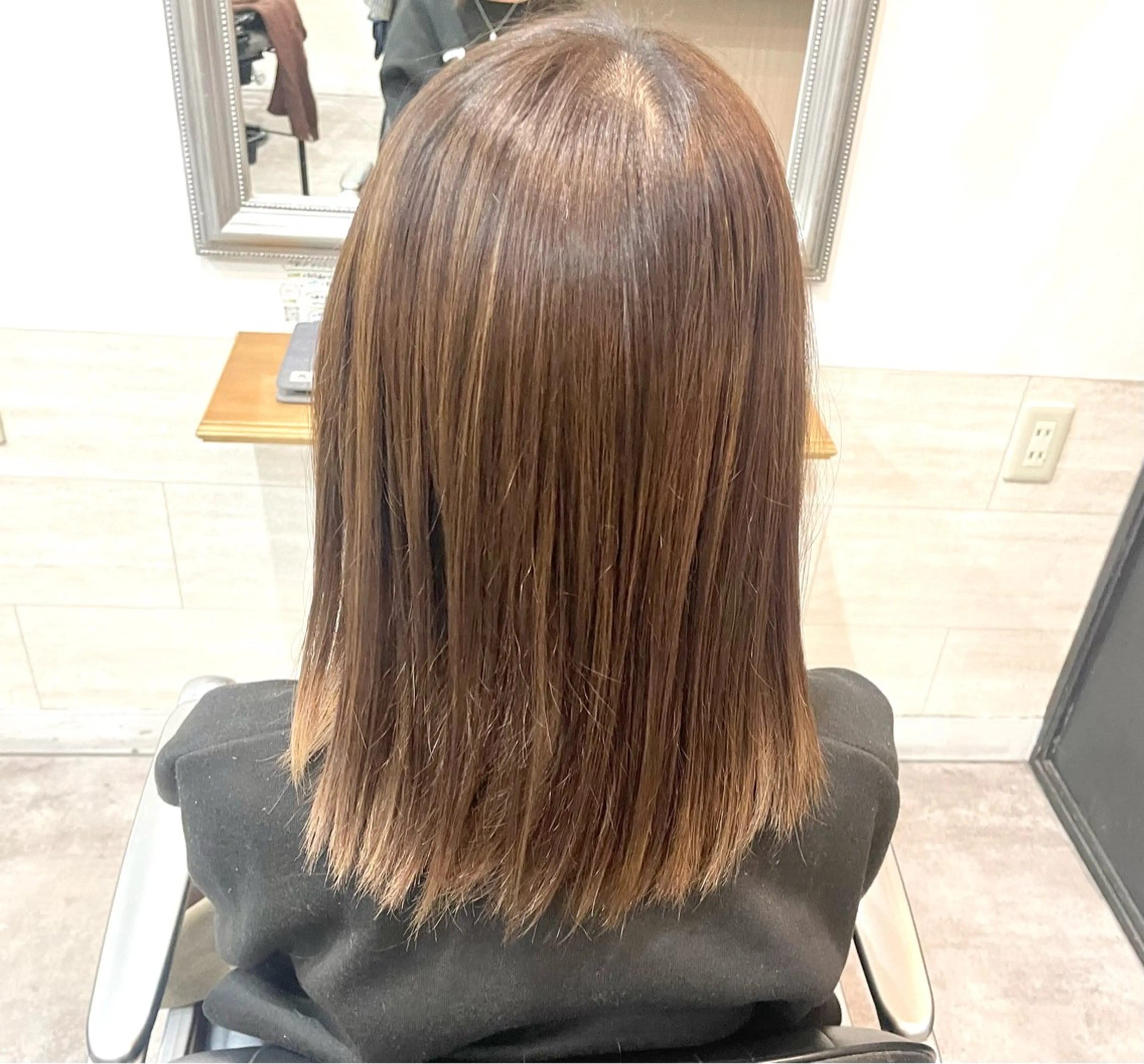 ミディアム カラー ヘアカラー トリートメント 堀川 希歩のヘアスタイル